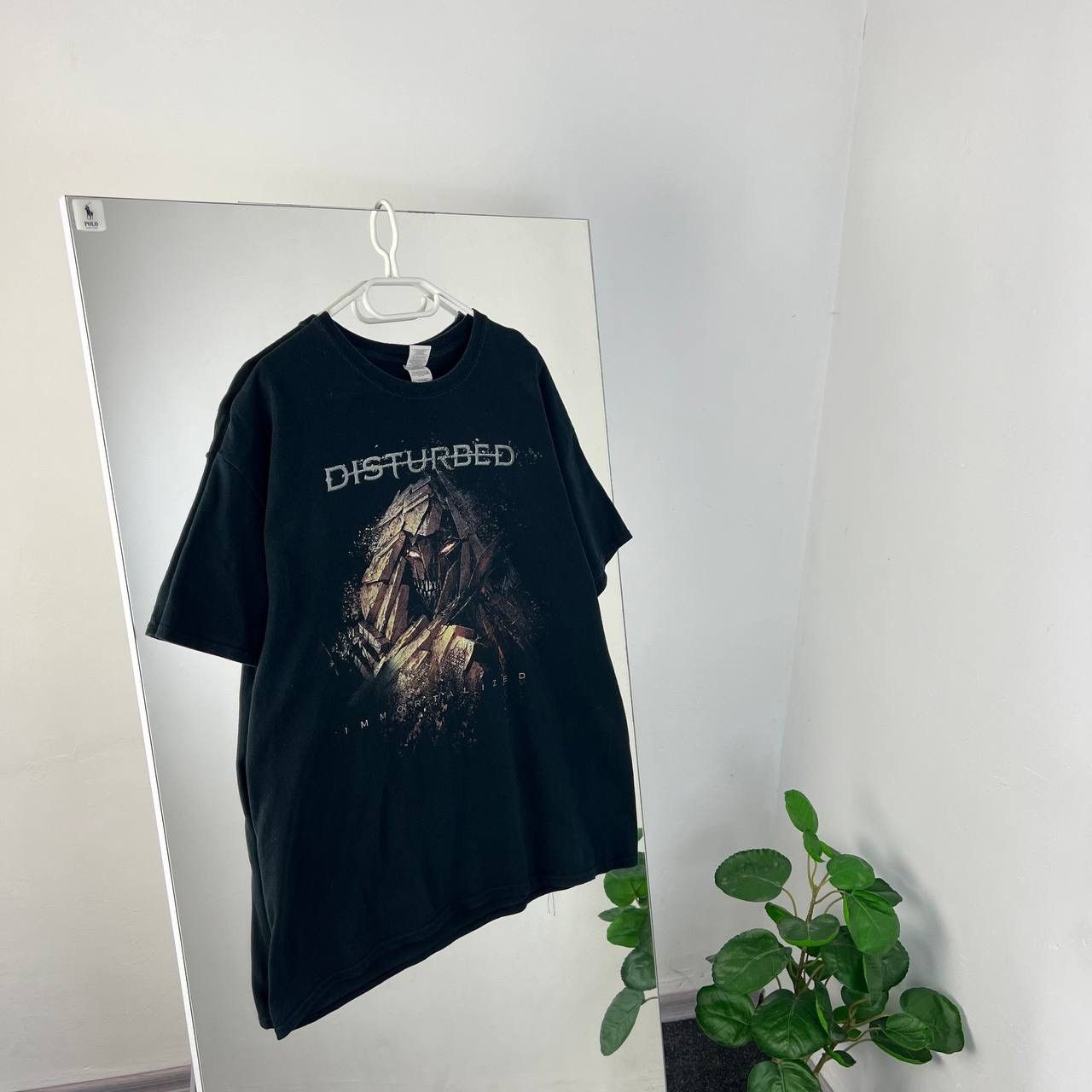 Band Tees Vintage Y2K Disturbed Horror Face Print Rock Band T-Shirt Size US XL / EU 56 / 4 - 1 Thumbnail