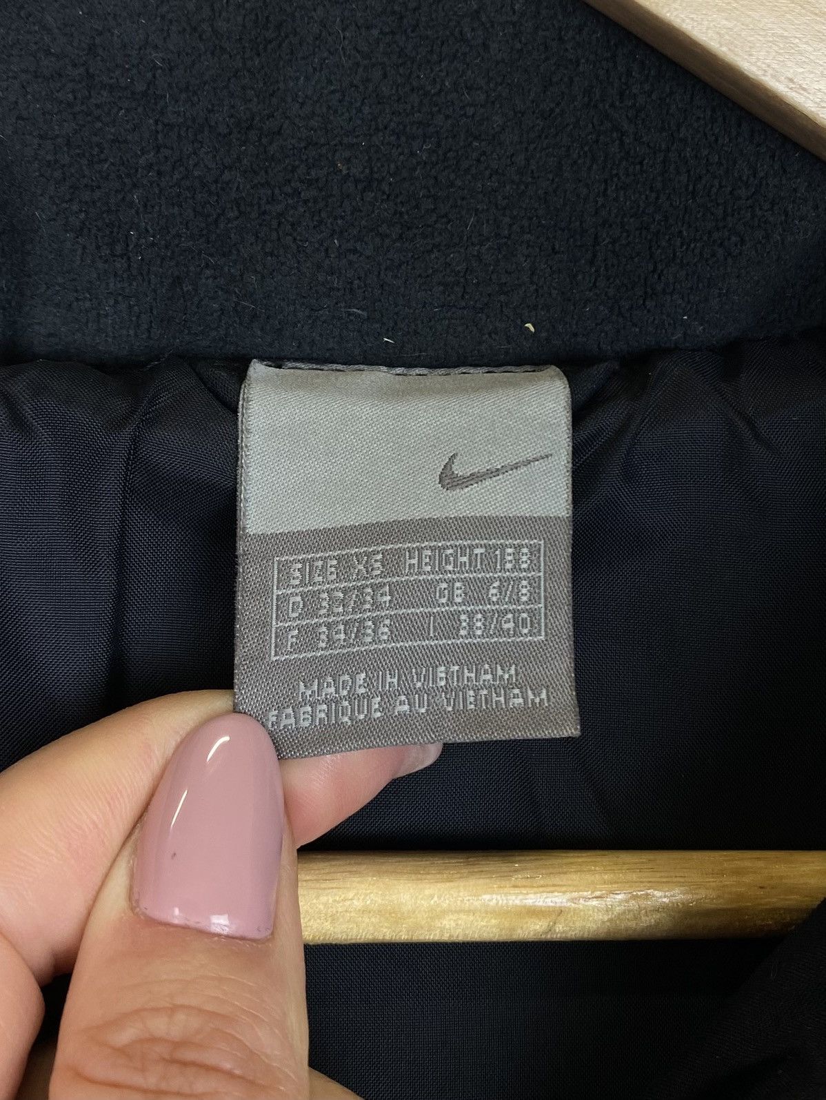 Vintage Nike Vintage Padded Puffer Down Black Full Zip Jacket Womens Size XS / US 0-2 / IT 36-38 - 5 Thumbnail