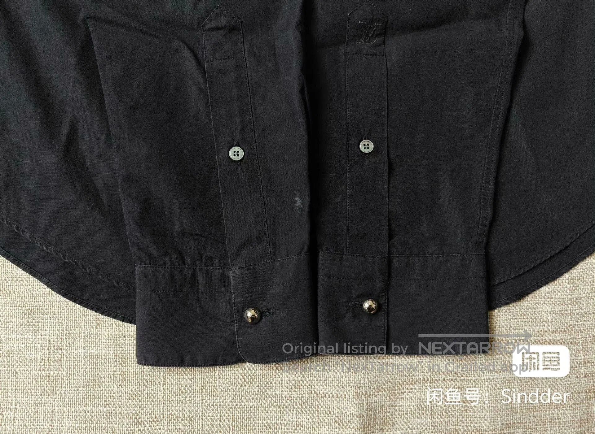 Louis Vuitton Louis Vuitton Men's Check Collar Shirt. Size US M / EU 48-50 / 2 - 6 Thumbnail