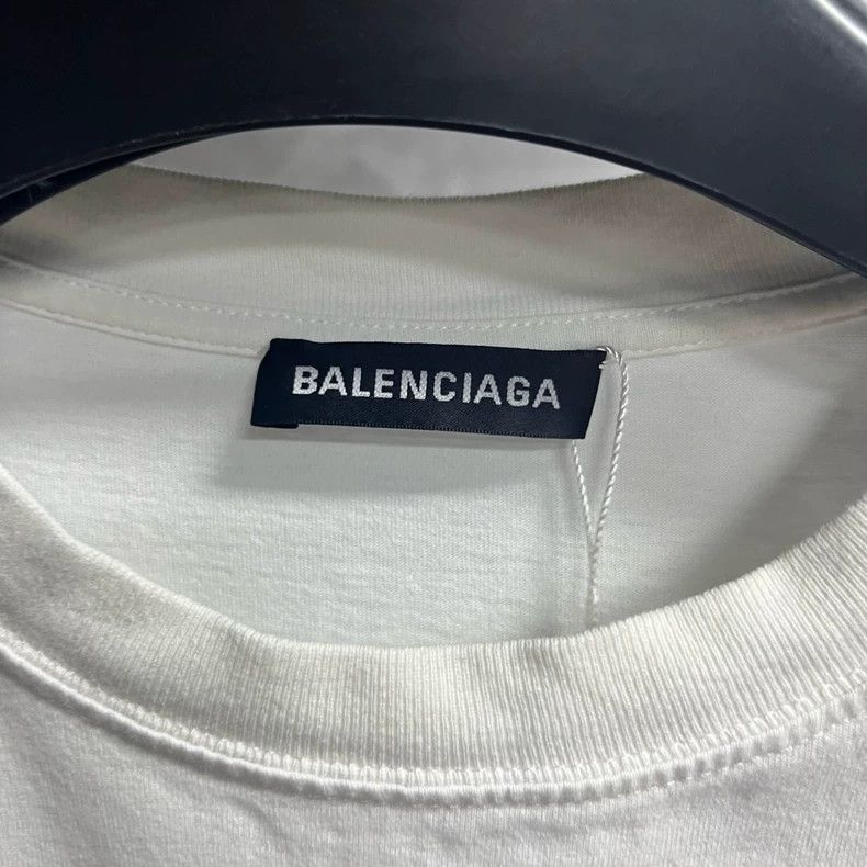 Balenciaga Balenciaga White monogrammed crewneck short sleeve T-shirt Size US S / EU 44-46 / 1 - 2 Thumbnail