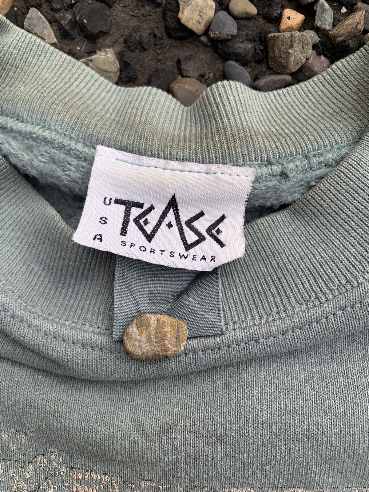 Vintage Vintage Tease Sportswear Distressed Crewneck Sweatshirt Size US L / EU 52-54 / 3 - 6 Thumbnail