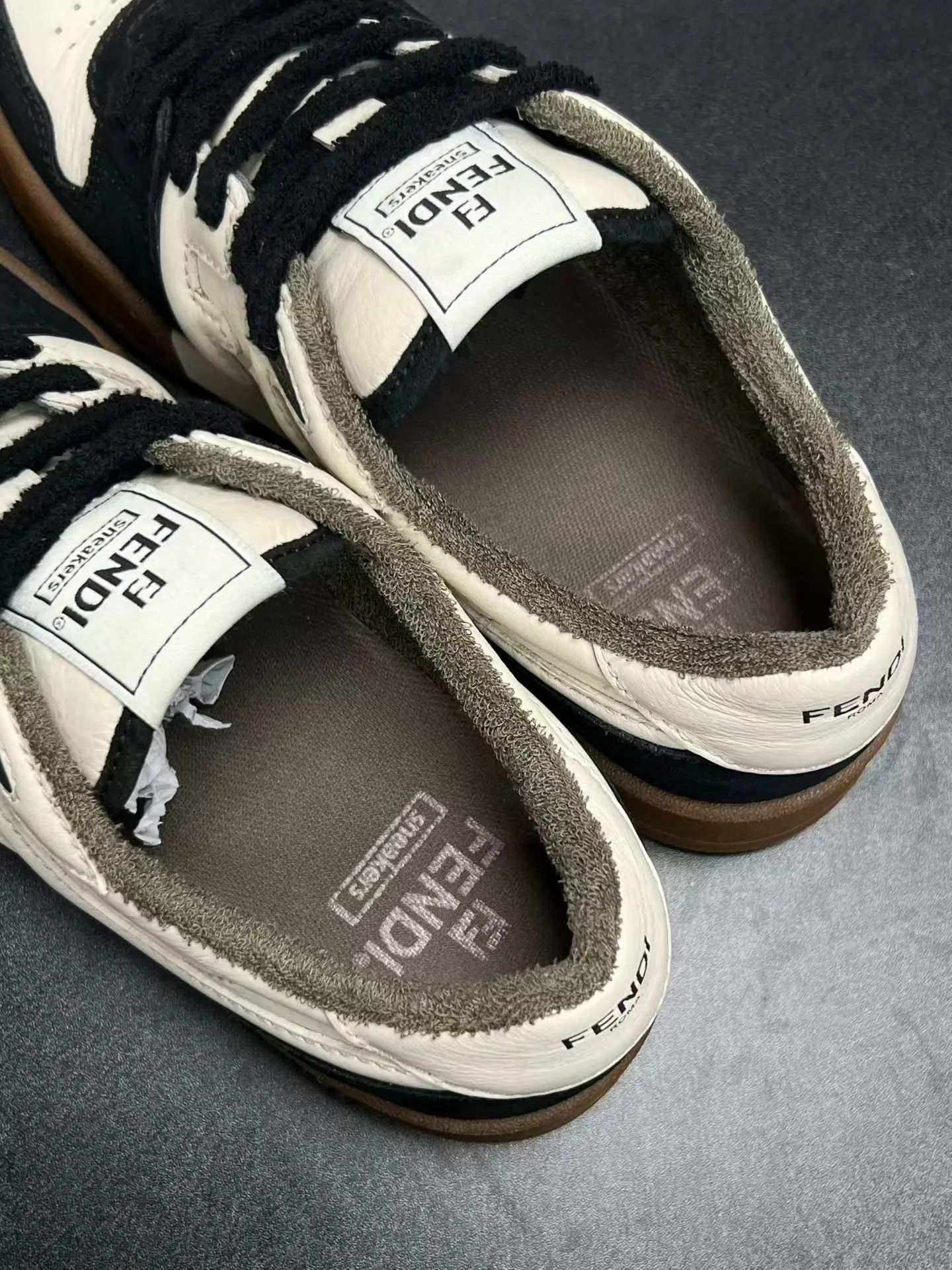 Fendi FENDI Match black and white colorblock size 40 Size US 7 / EU 40 - 4 Thumbnail