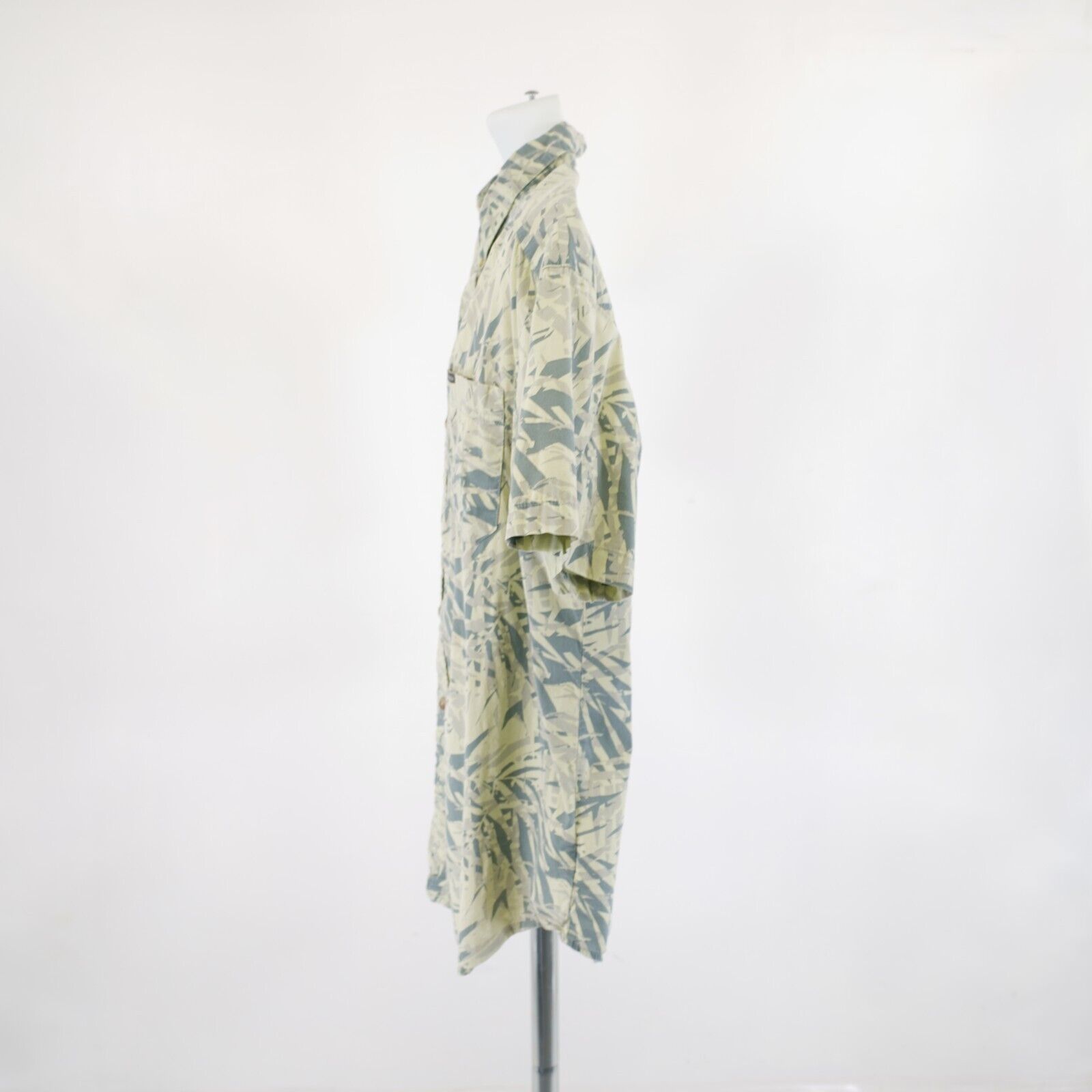 Columbia Columbia Regular XL Green Floral Hawaiian Dress Shirt Button Size US XL / EU 56 / 4 - 5 Thumbnail