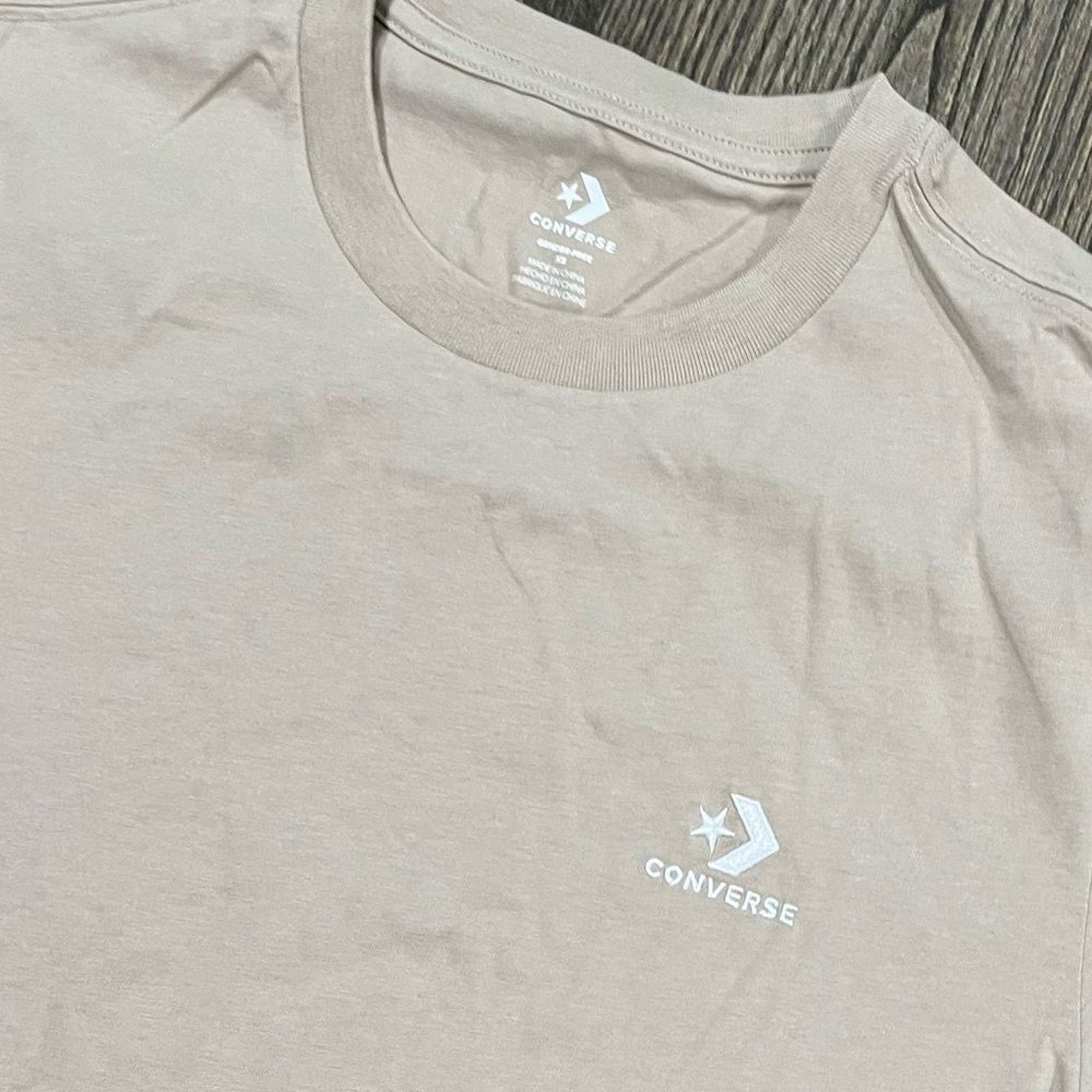 Converse NWOT Converse T-Shirt Pullover Lightweight Beige Size XS Size XS / US 0-2 / IT 36-38 - 2 Thumbnail