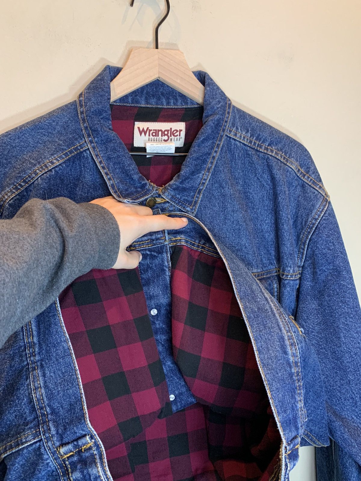 Wrangler *RARE* Wrangler Rugged Plaid Flannel Lined Denim Jacket Size US XXL / EU 58 / 5 - 2 Thumbnail