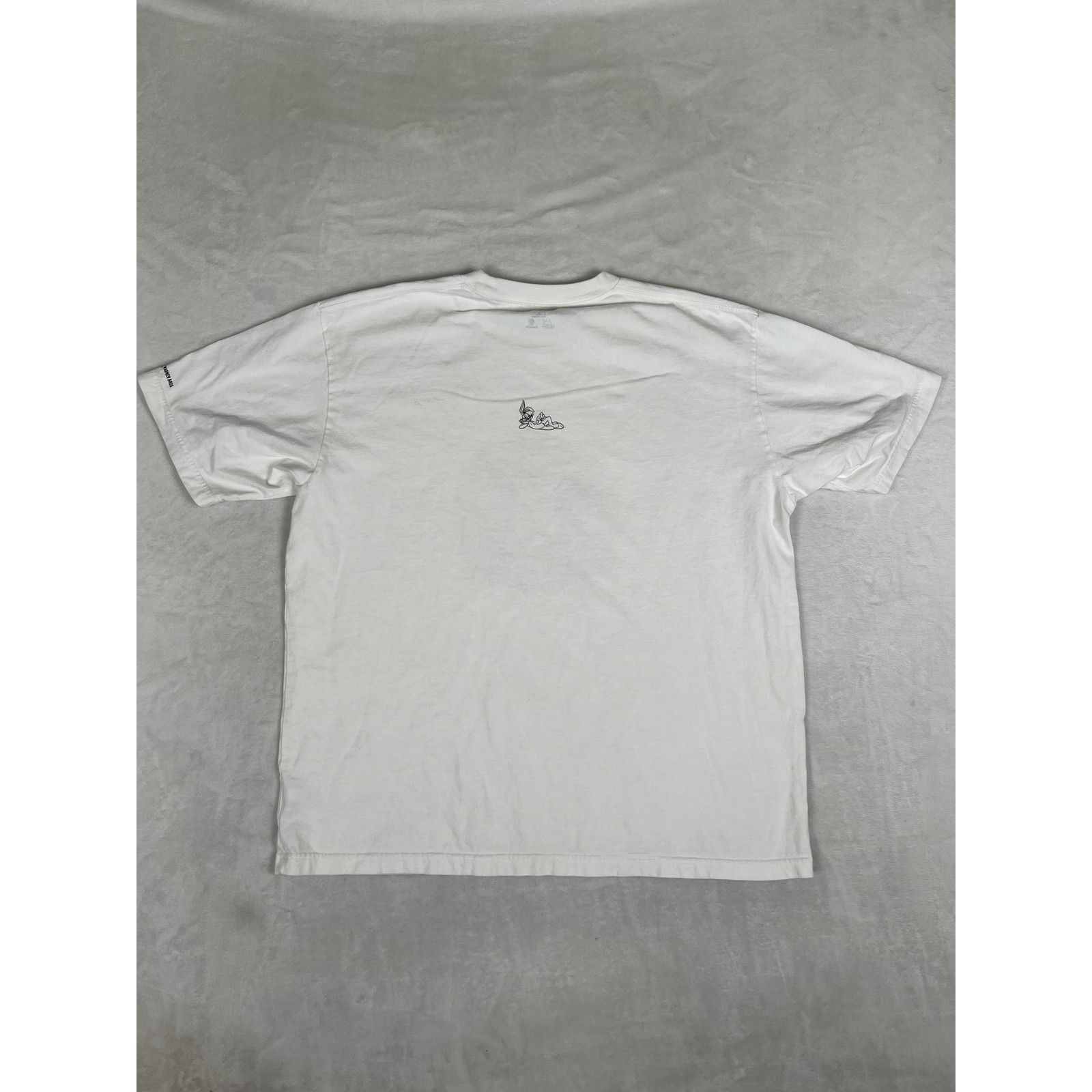 Uniqlo Jean Michel Basquiat Looney Tunes Shirt Mens XL Uniqlo UT Bu Size US XL / EU 56 / 4 - 11 Thumbnail