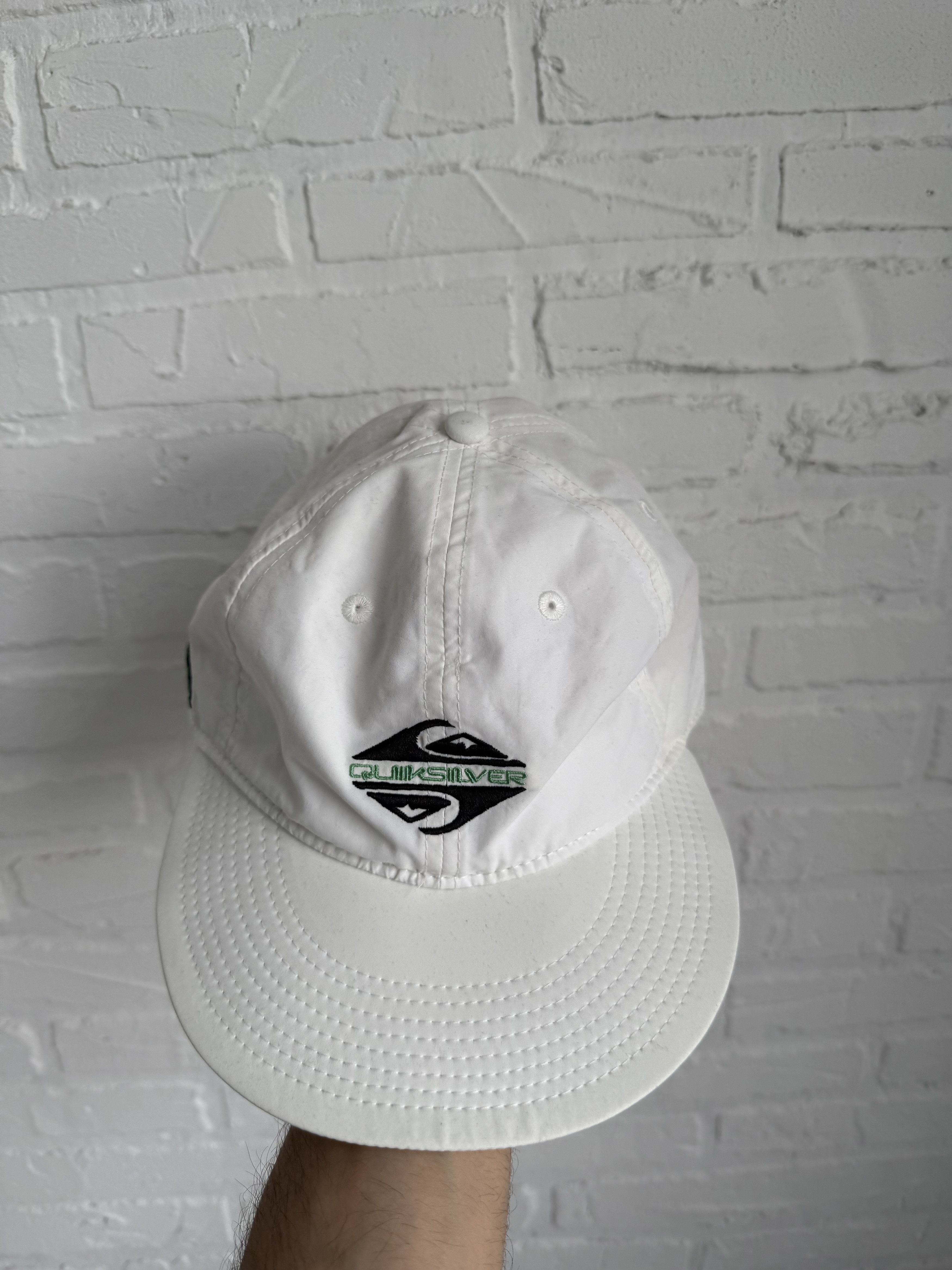 Quiksilver Quiksilver vintage embroidered logo white cap Size ONE SIZE - 3 Thumbnail