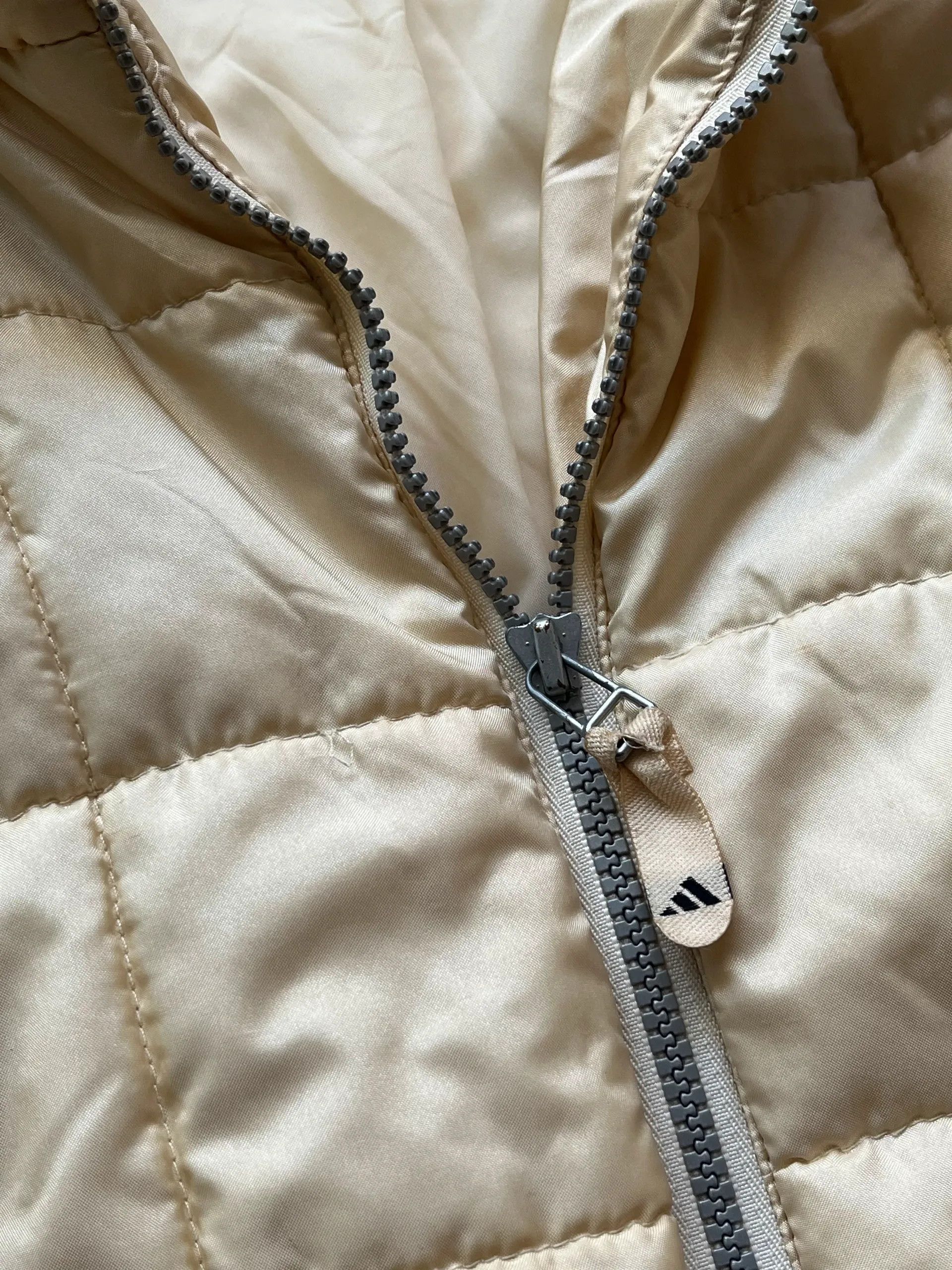 Adidas Adidas 1999 Puffer Jacket Sz L Women’s Rare Cream Size L / US 10 / IT 46 - 15 Thumbnail