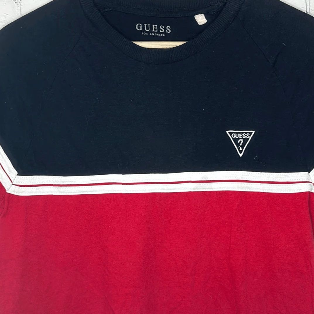 Guess GUESS Womens Short Sleeve Tshirt M Multicolor Black Red White - Colorful Modern Tee Womens M Size M / US 6-8 / IT 42-44 - 2 Thumbnail