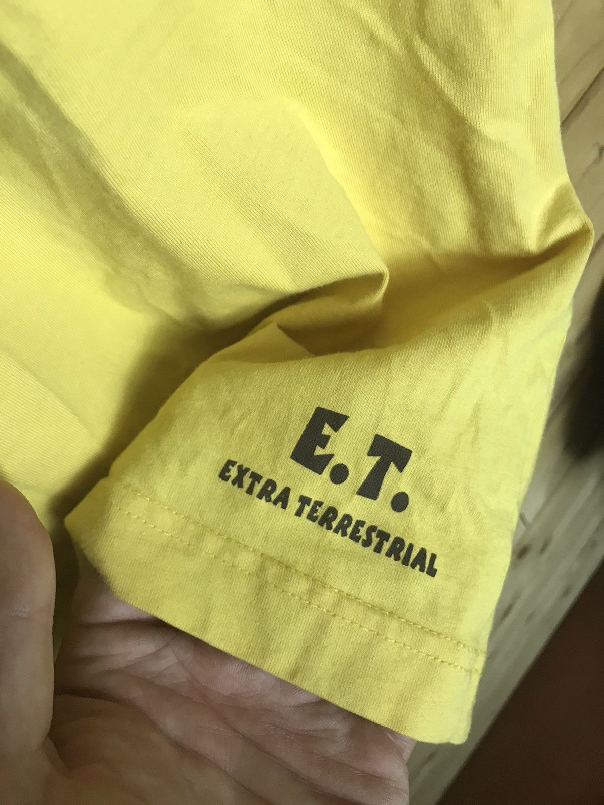 Vintage Vintage Extra Terrestial Universal Studios Duffer t-shirt Size US XL / EU 56 / 4 - 5 Thumbnail