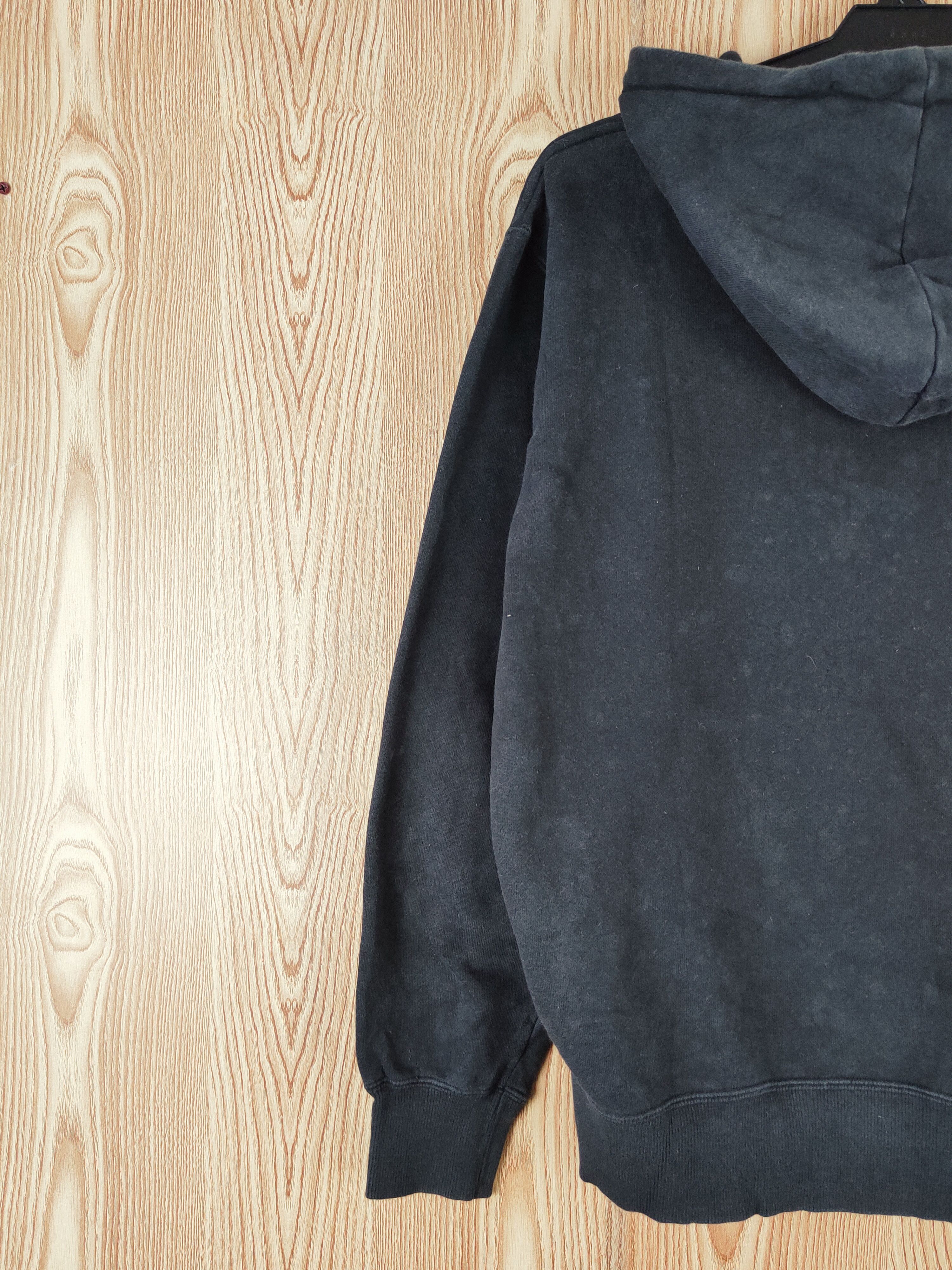 Champion × Vintage Vintage Design Champion Black Faded Hoodie Sweatshirts Size US L / EU 52-54 / 3 - 10 Thumbnail
