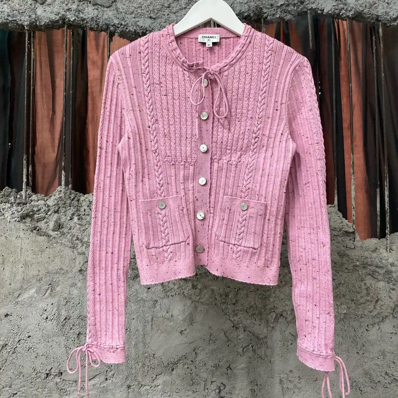 Chanel Chanel Pink Long Sleeve Pullover Sweater 0089 Size ONE SIZE - 1 Thumbnail