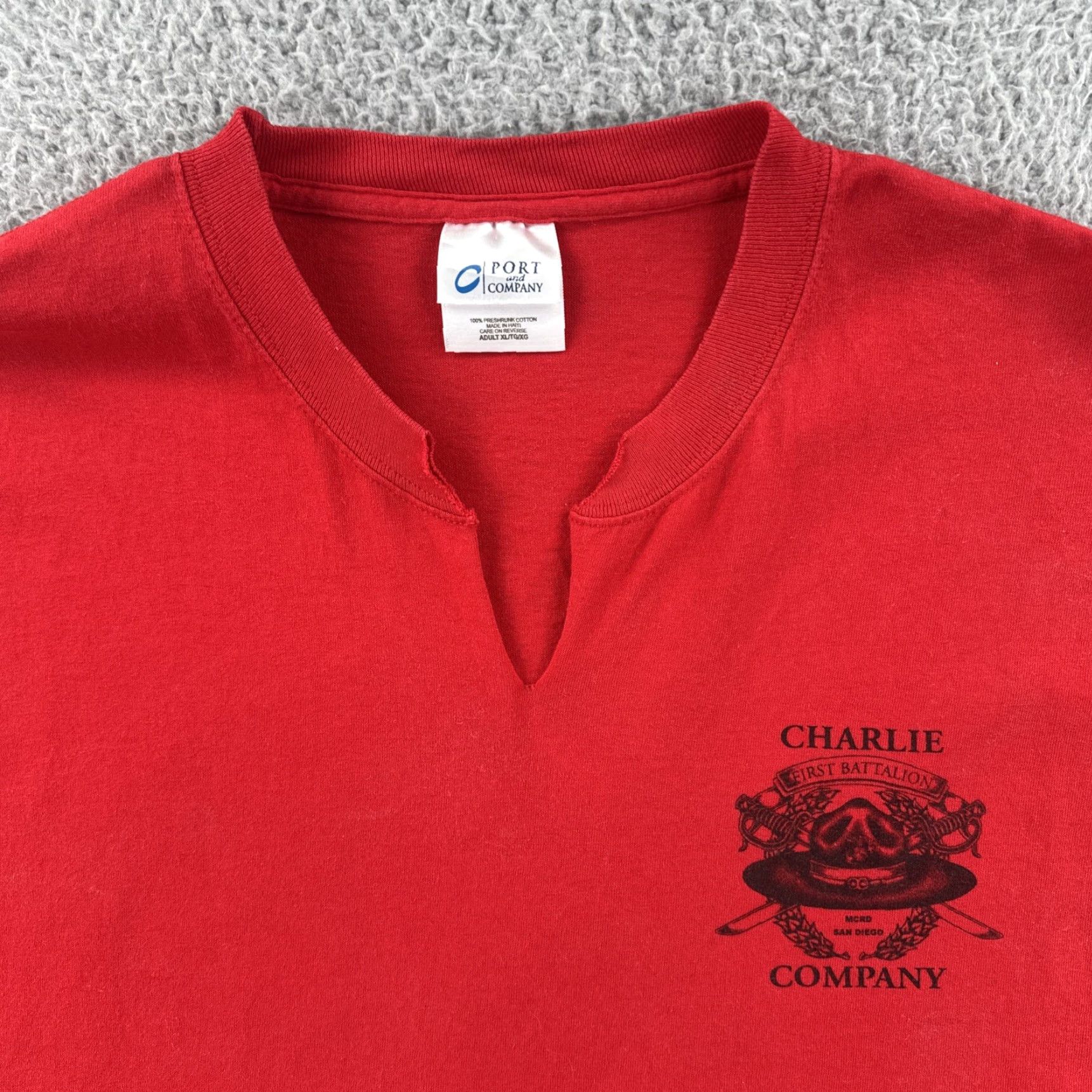 Port & Company VINTAGE Port & Company Shirt Mens XL Red 90s Military Charlie Company First Battalion San Diego Size US XL / EU 56 / 4 - 5 Thumbnail