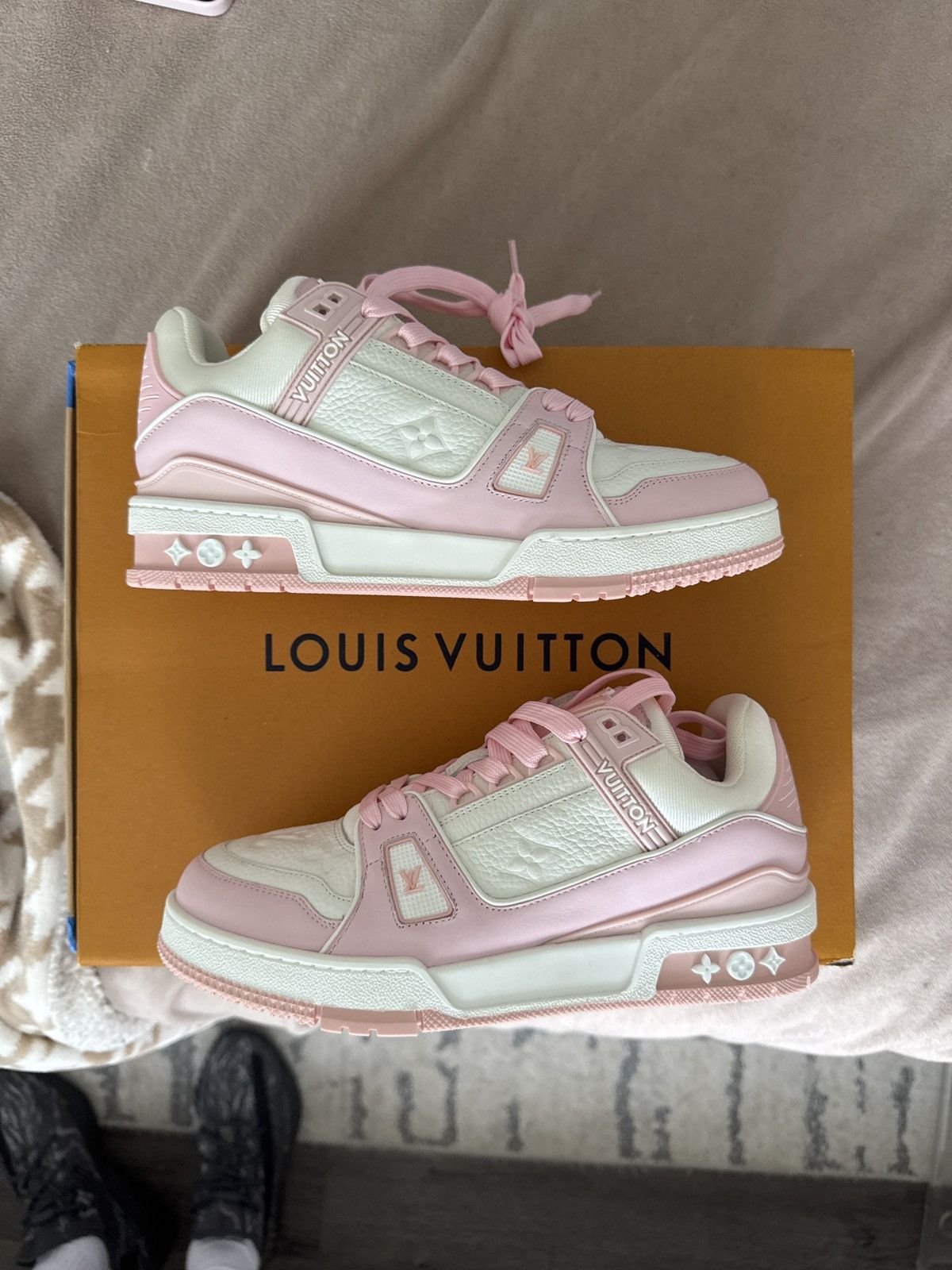 Louis Vuitton Louis Vuitton Women’s Trainers Pink Size US 8 / EU 41 - 1 Thumbnail