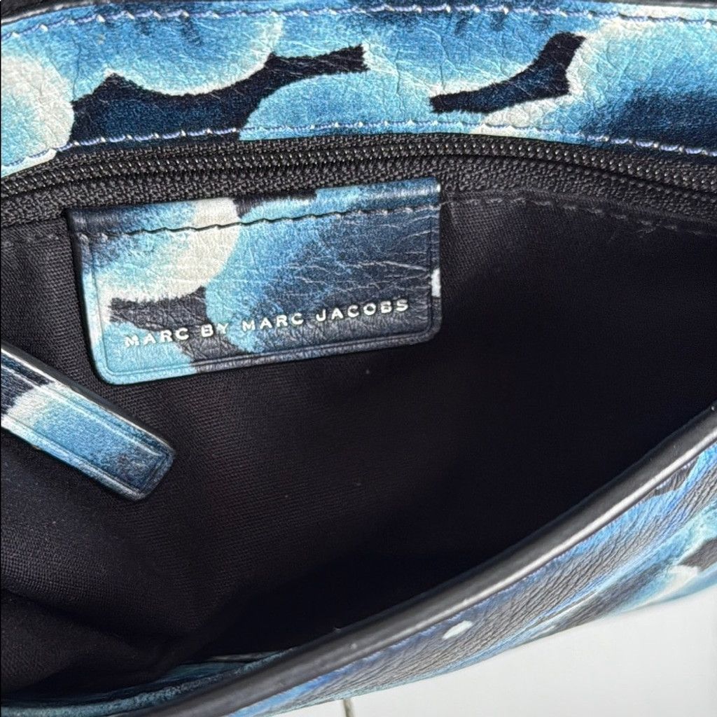 Marc by Marc Jacobs Marc Jacobs Blue Floral Crossbody Bag Size ONE SIZE - 8 Thumbnail