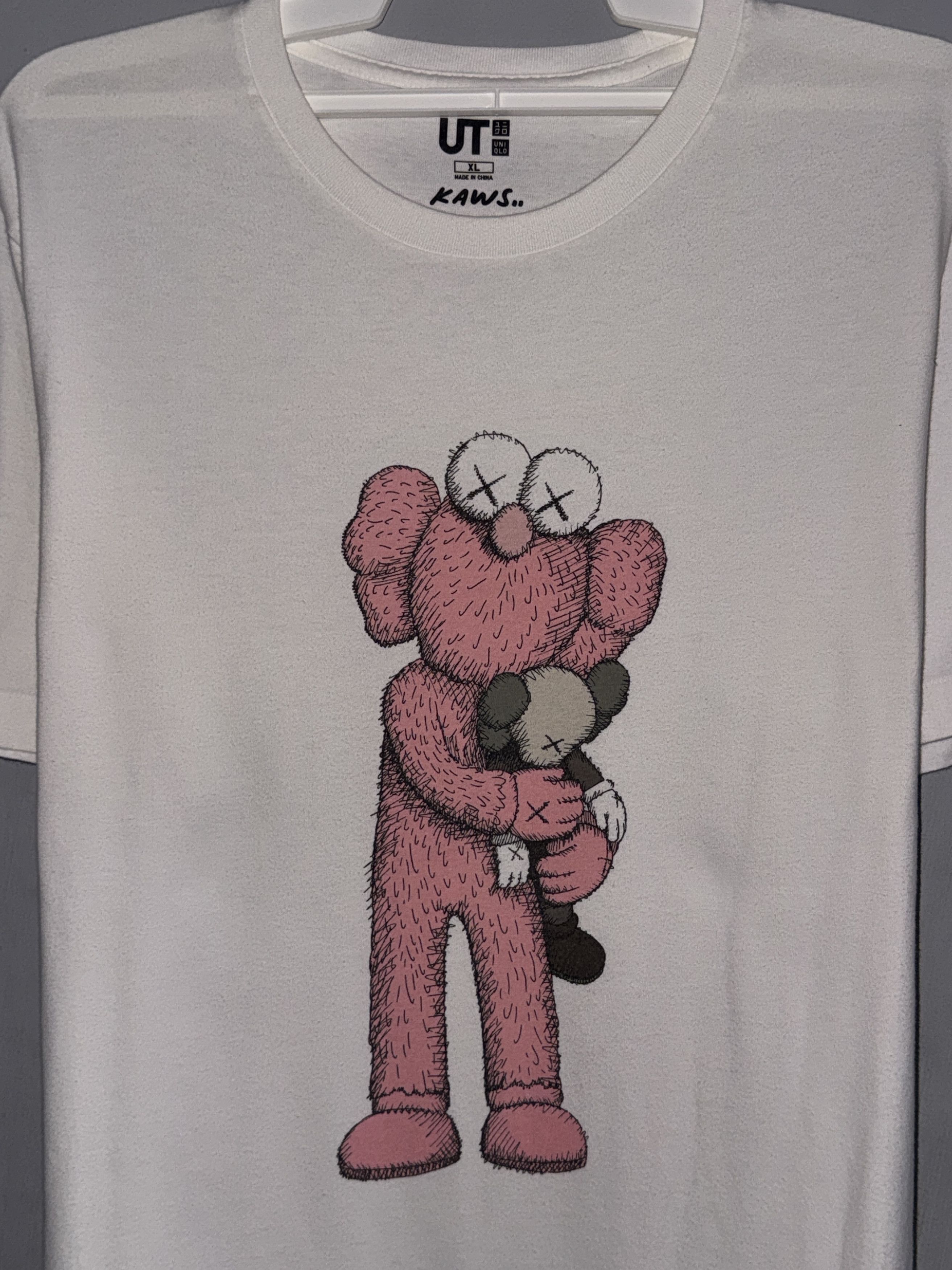 Kaws × Uniqlo Kaws Uniqlo T-Shirt Size US XL / EU 56 / 4 - 2 Thumbnail