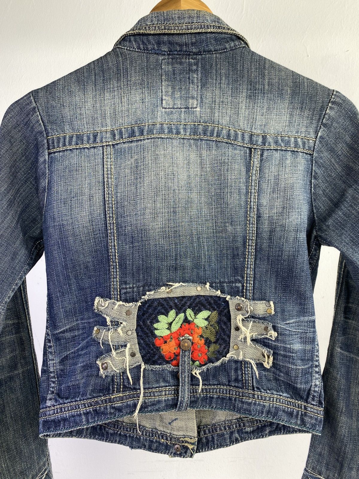 Marithe + Francois Girbaud Marithe + Francois Girbaud 00s Cropped Denim Jacket Size S / US 4 / IT 40 - 11 Thumbnail
