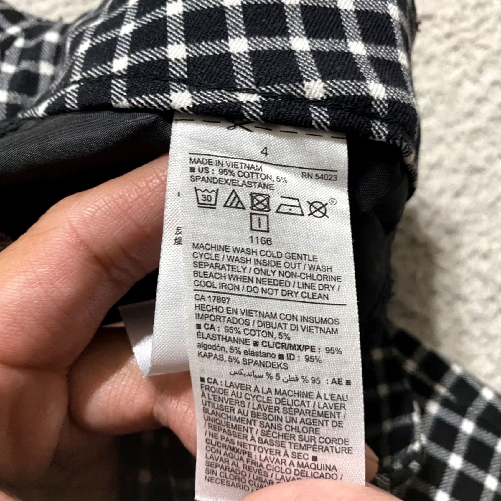 Old Navy Old Navy Plaid Pants Skinny Ankle 4 Womens Black Pixie Mid Rise Cotton Spandex Pocket Vintage Non-undefined Size 27" / US 4 / IT 40 - 4 Thumbnail