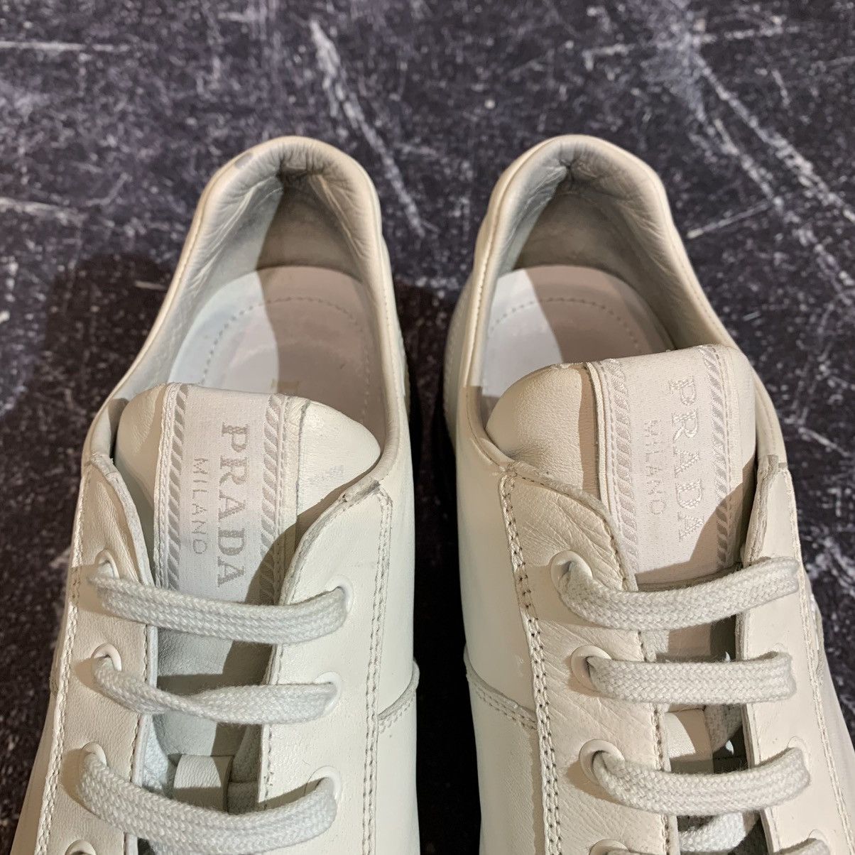 Prada Prada Women’s Leather Sneakers Size 40, 26 cm Size US 10 / IT 40 - 19 Thumbnail