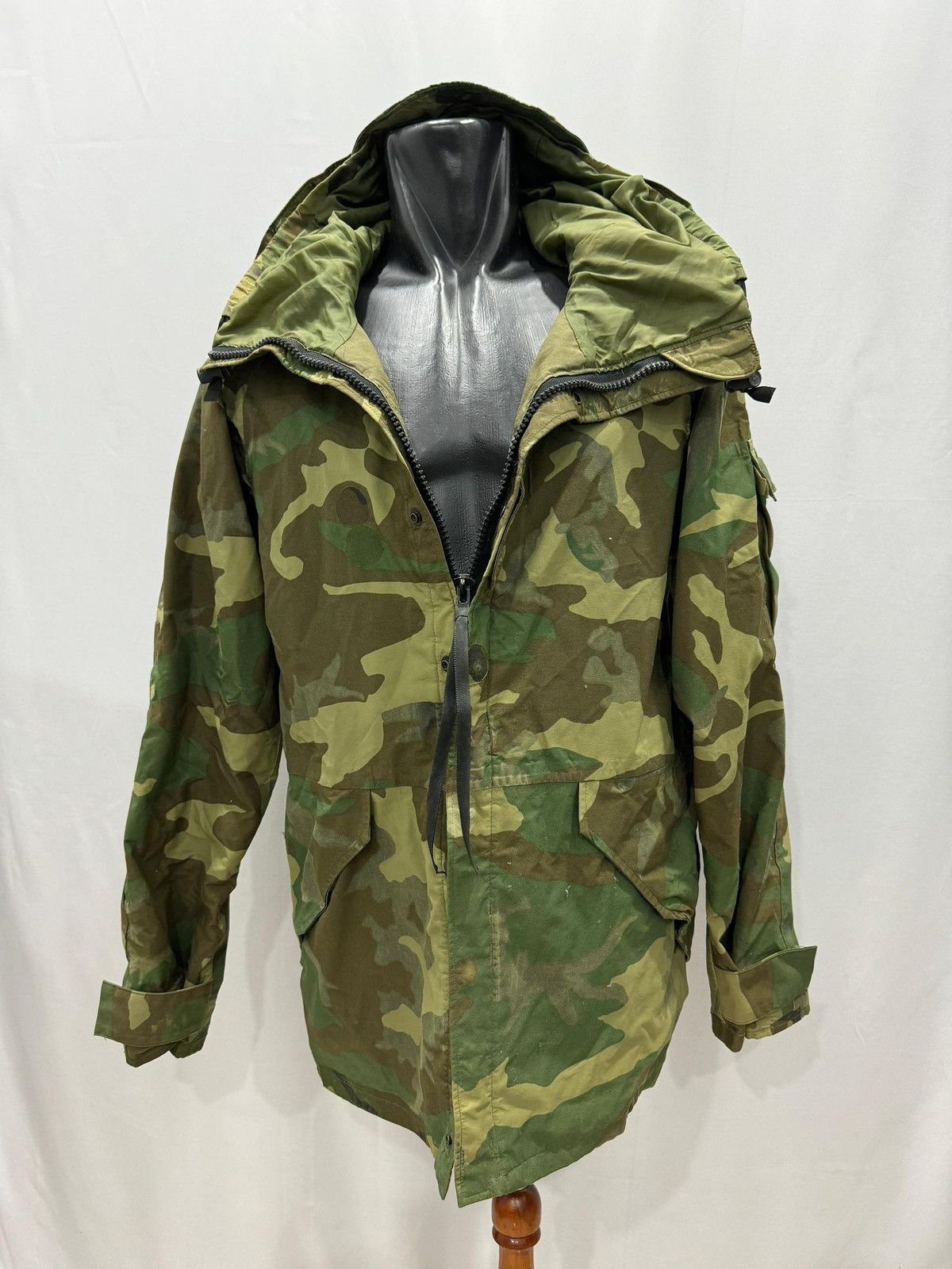 If Six Was Nine Vintage 90s Army Camo Jacket Hoddies Size US L / EU 52-54 / 3 - 7 Thumbnail
