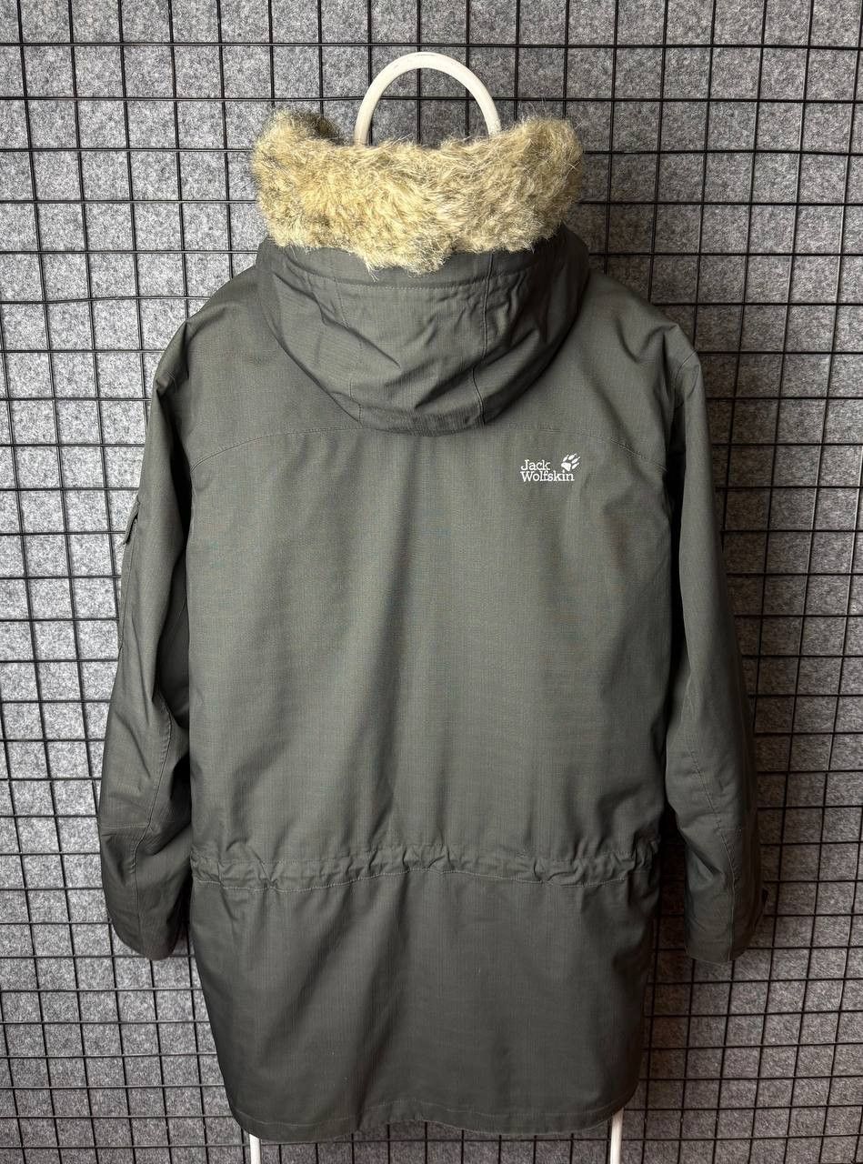 Jack Wolfskin Jack Wolfskin Winter Parkas Jacket Fur size L Size US L / EU 52-54 / 3 - 2 Thumbnail