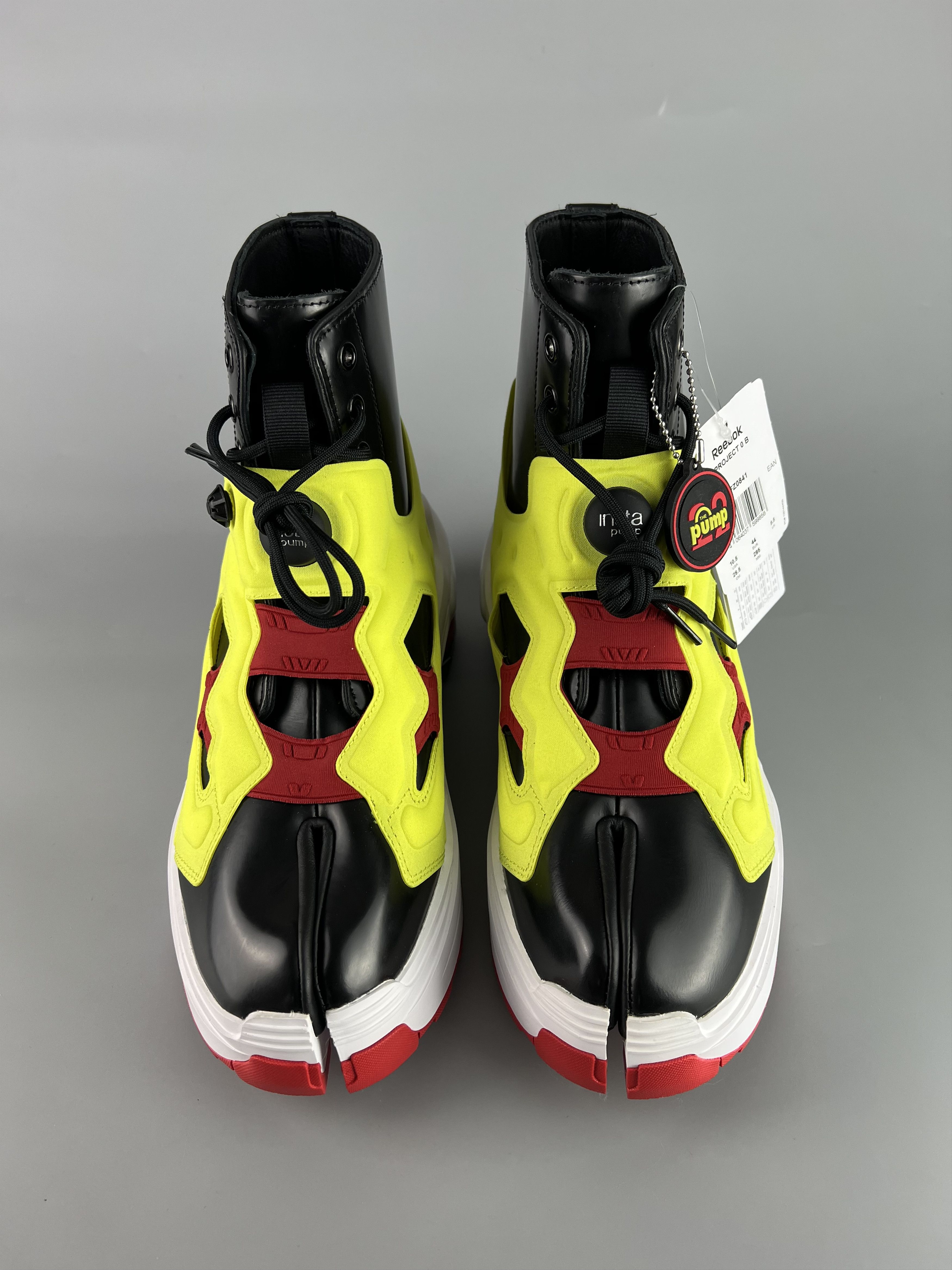 Maison Margiela × Reebok Maison Margiela X Reebok InstaPump Fury Tabi Sneakers US8.5 Size US 8.5 / EU 41-42 - 4 Thumbnail