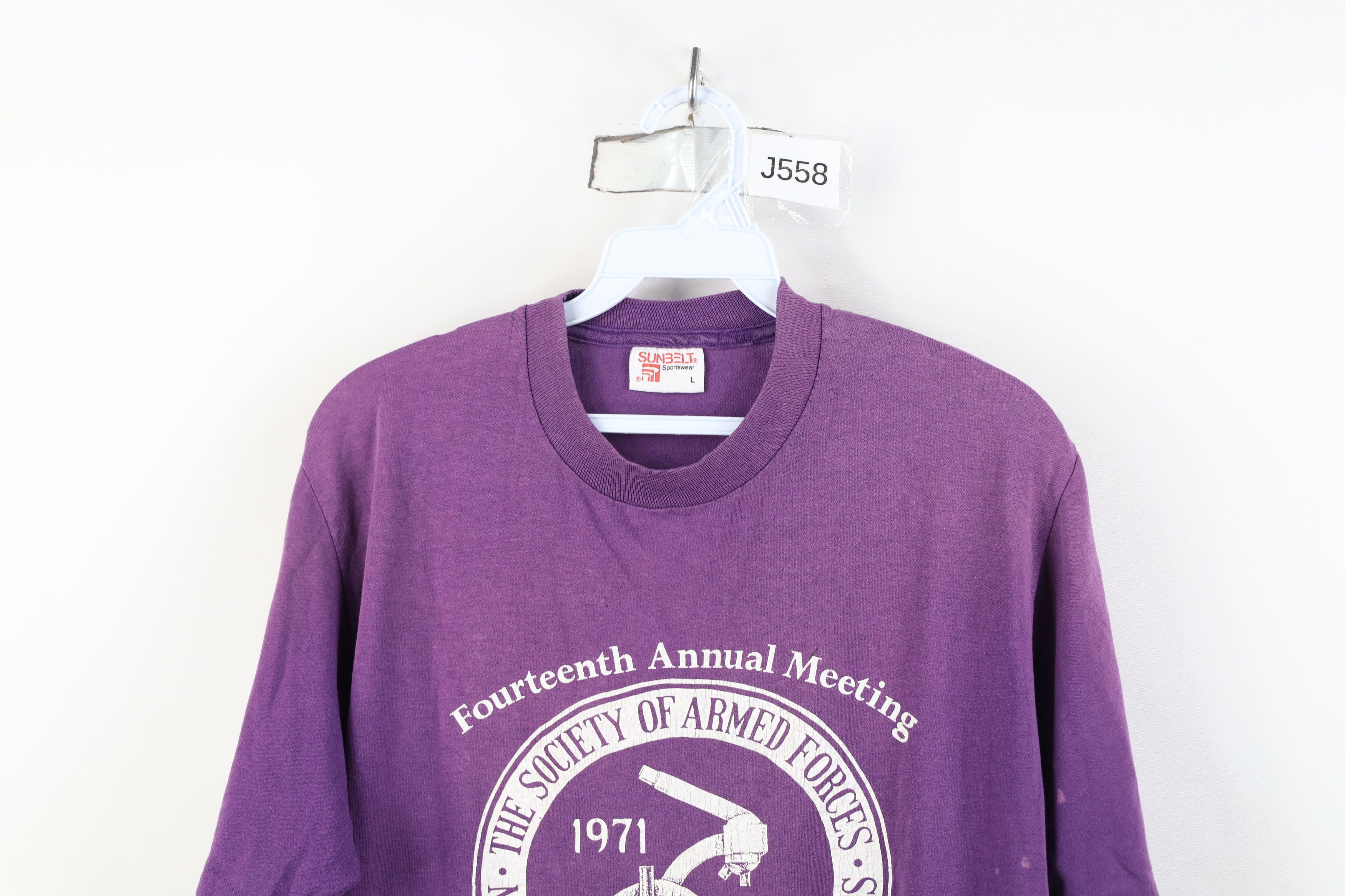 Vintage Vintage 70s Armed Forces Medical Laboratory T-Shirt Size US L / EU 52-54 / 3 - 2 Thumbnail