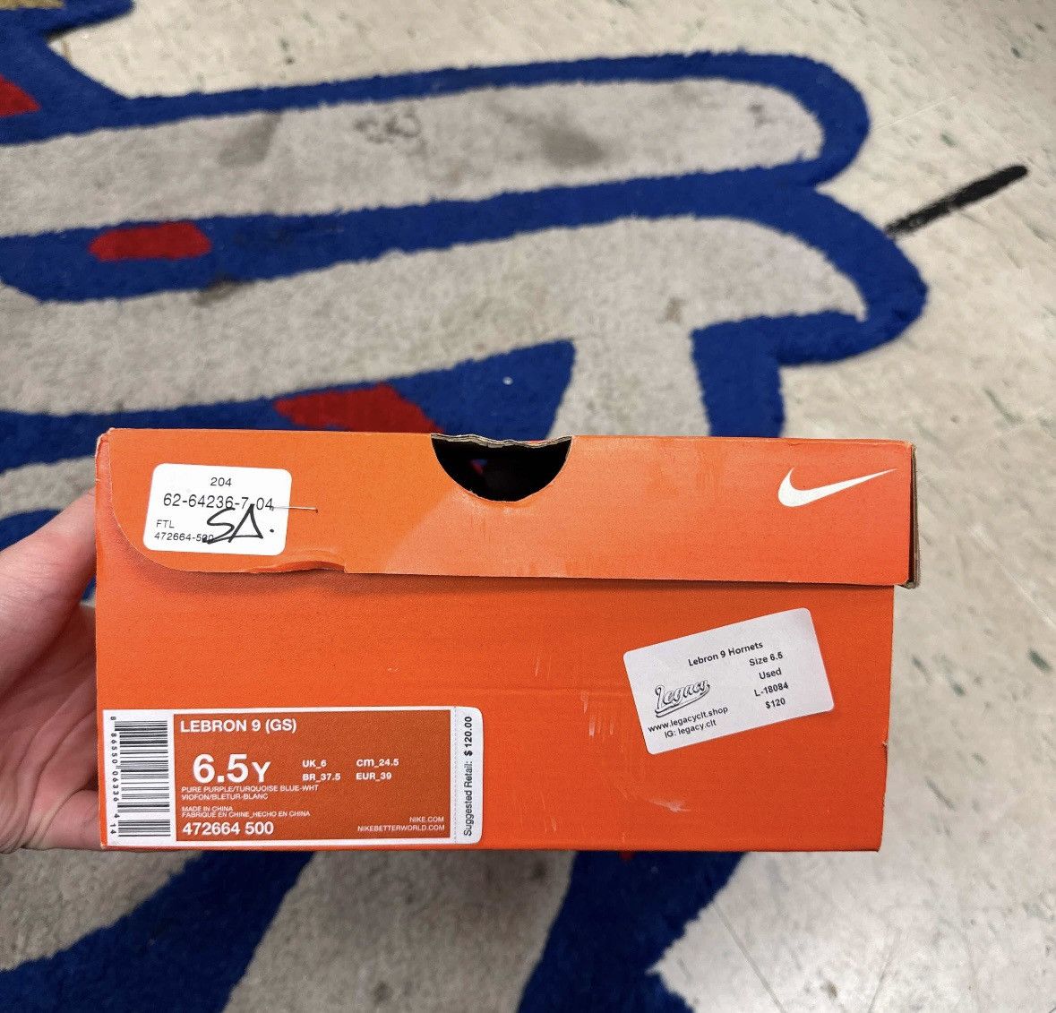 Nike Lebron 9 Hornets Size US 6.5 / EU 39-40 - 6 Thumbnail