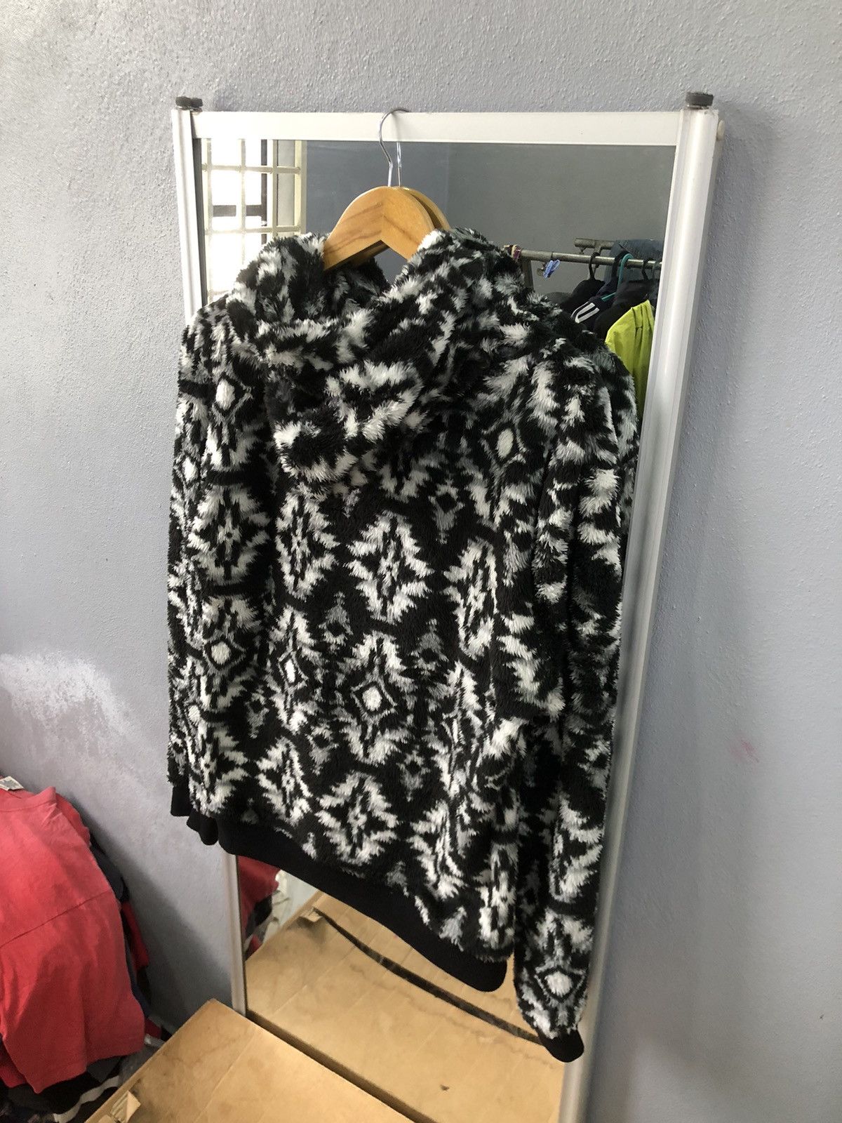 Japanese Brand Rill Fox Japan Fuzzy Tribal Fleece Hoodie Size US M / EU 48-50 / 2 - 10 Thumbnail