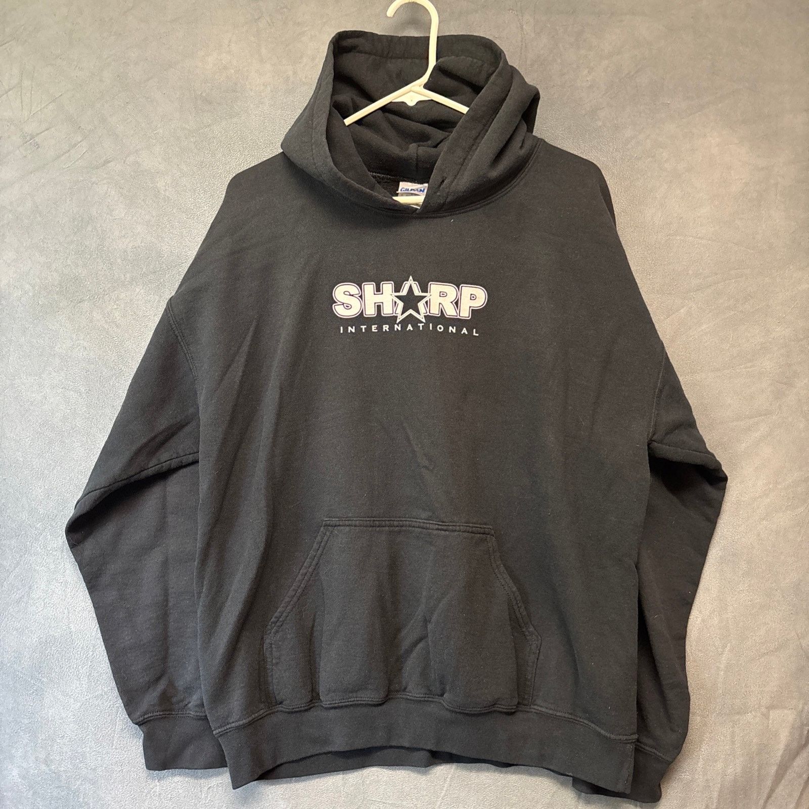 Gildan Sharp International Hoodie Cheer Competition Pullover Jumper Size US L / EU 52-54 / 3 - 1 Thumbnail