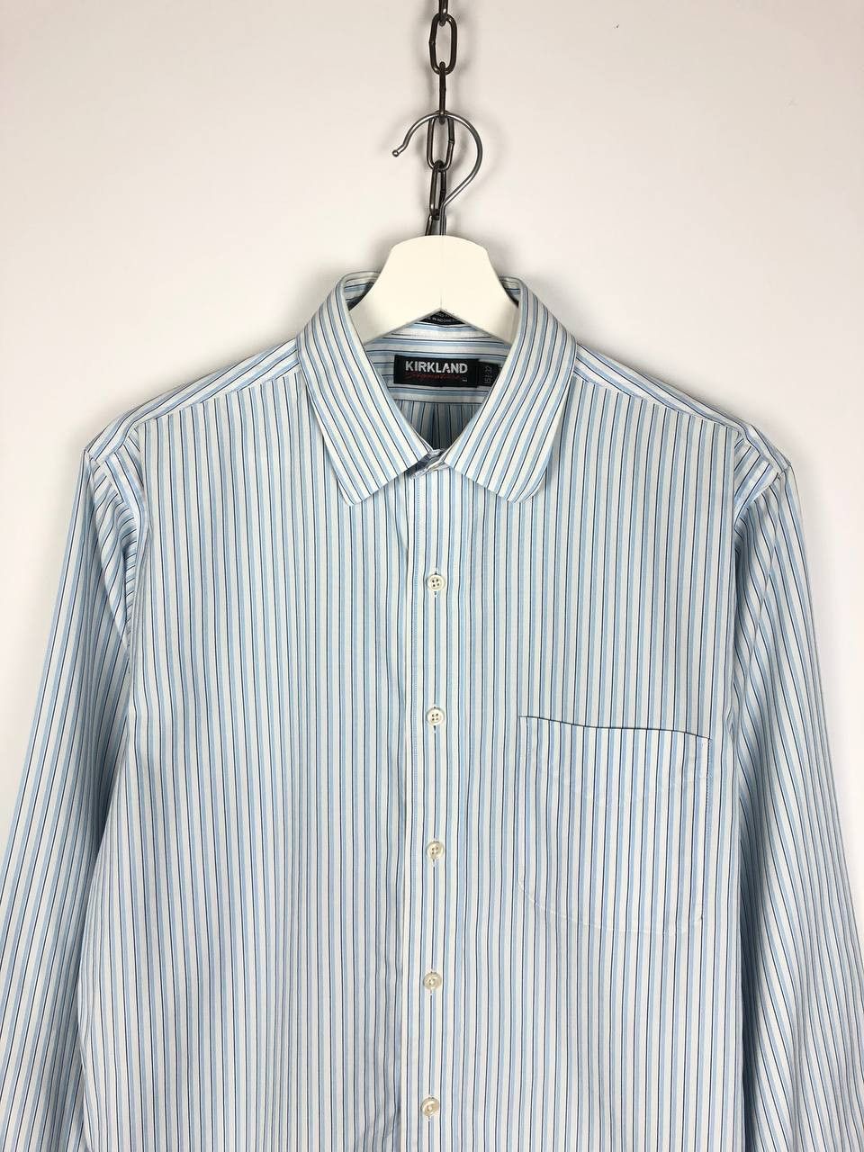 Kirkland Signature Kirkland Signature Striped Shirt Tailored Fit size M Size US M / EU 48-50 / 2 - 2 Thumbnail