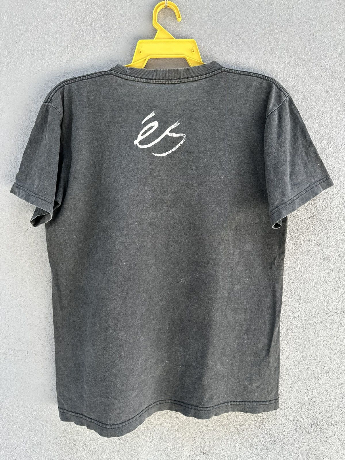 Girl Skateboards Thrashed Vintage Es Skateboard Esdico Sun Faded Grunge Tee Size US M / EU 48-50 / 2 - 2 Thumbnail