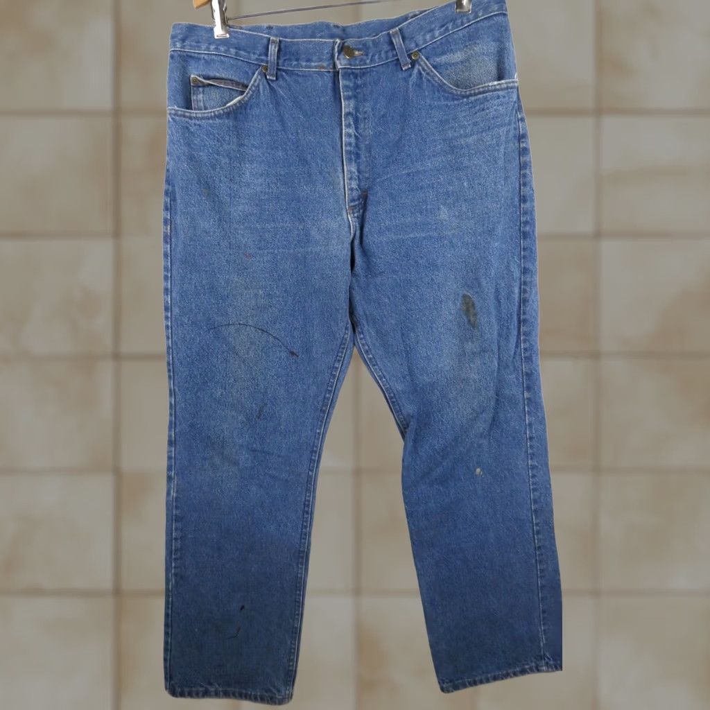 Lee VINTAGE LEE Jeans 1990's Size 38X31 Med Blue Stone washed Made in USA Mens Size US 38 / EU 54 - 1 Thumbnail