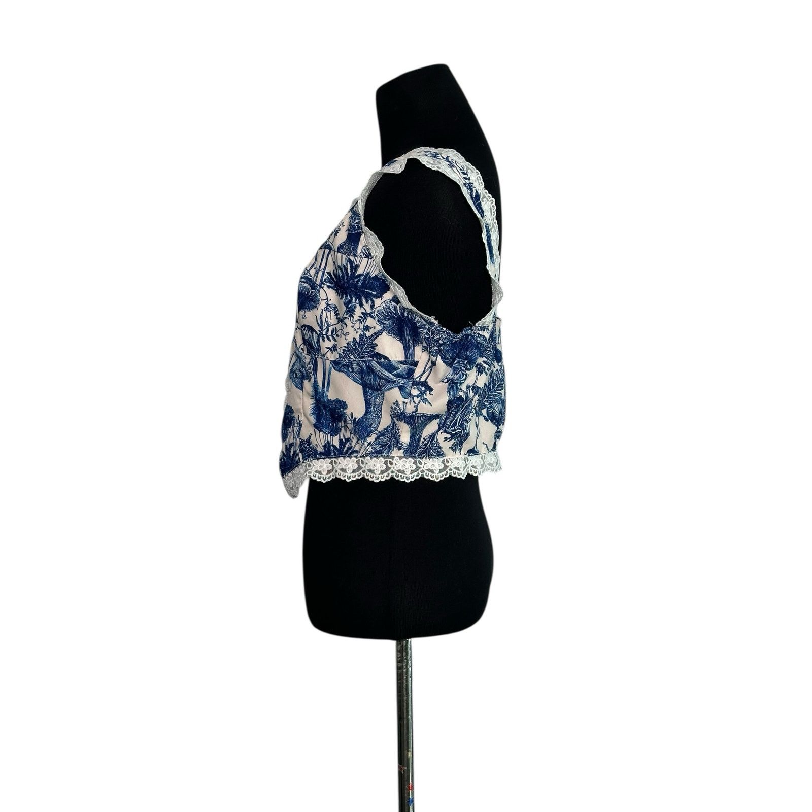 Shein Shein white blue sleeveless crop top bouse size M Size M / US 6-8 / IT 42-44 - 6 Thumbnail