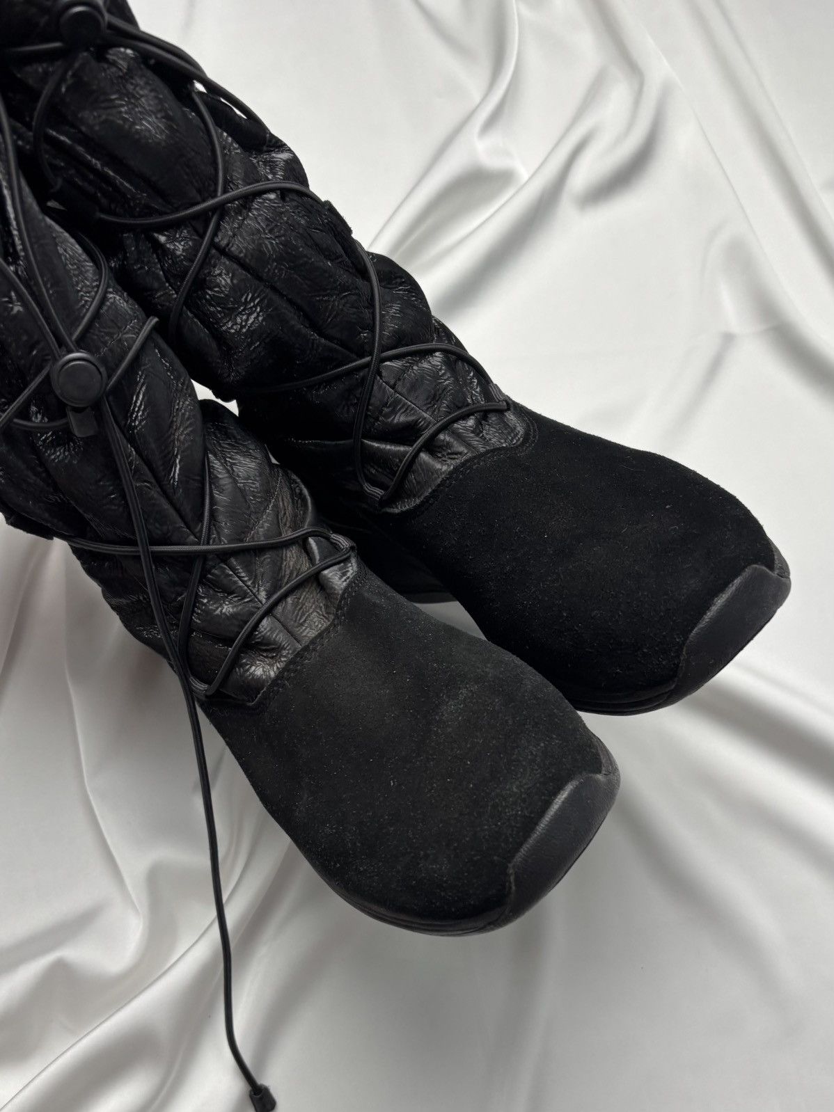 KangaROOS Kangaroos adjustable black goth boots with straps Size US 9 / IT 39 - 6 Thumbnail