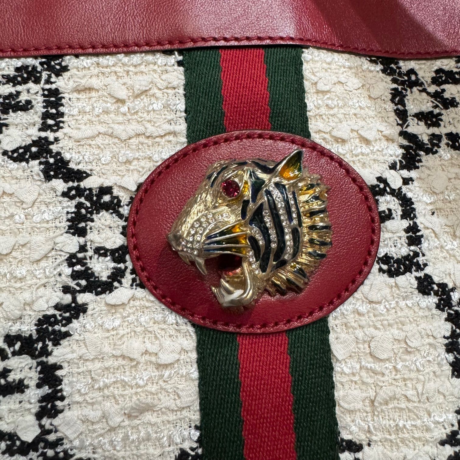 Gucci Gucci Large Rajah GG Ivory Tweed Tote Bag W/ Pouch Size ONE SIZE - 4 Thumbnail