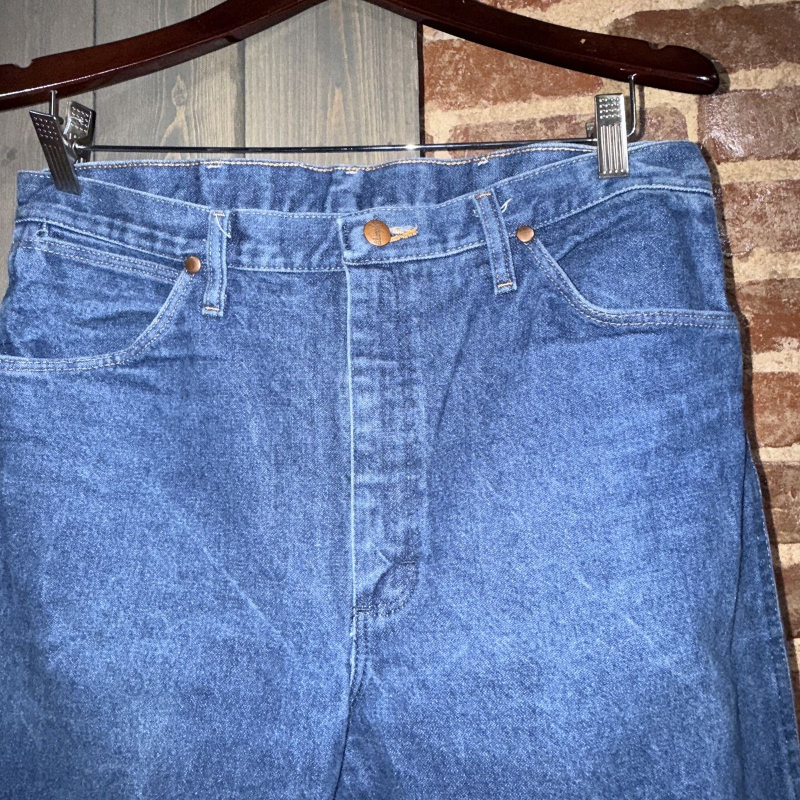 Wrangler Wrangler 13MWZ Cowboy Cut Jeans Size 34X36 Western Size US 34 / EU 50 - 2 Thumbnail