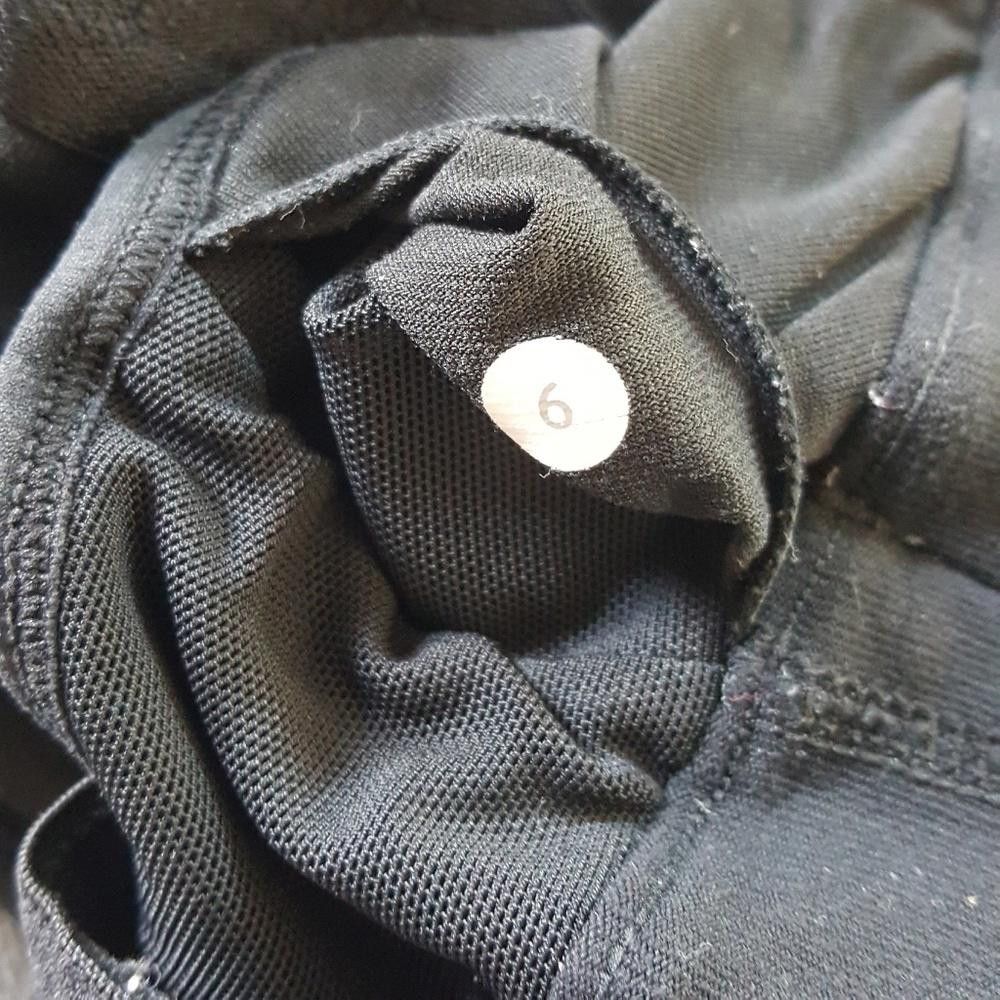 Lululemon Black Racerback Lululemon Sport Bra Size ONE SIZE - 3 Thumbnail