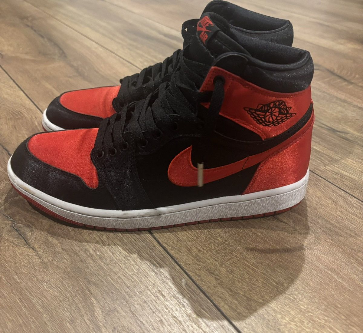Nike Nike air jordan 1 high satin bred Size US 10.5 / EU 43-44 - 4 Thumbnail
