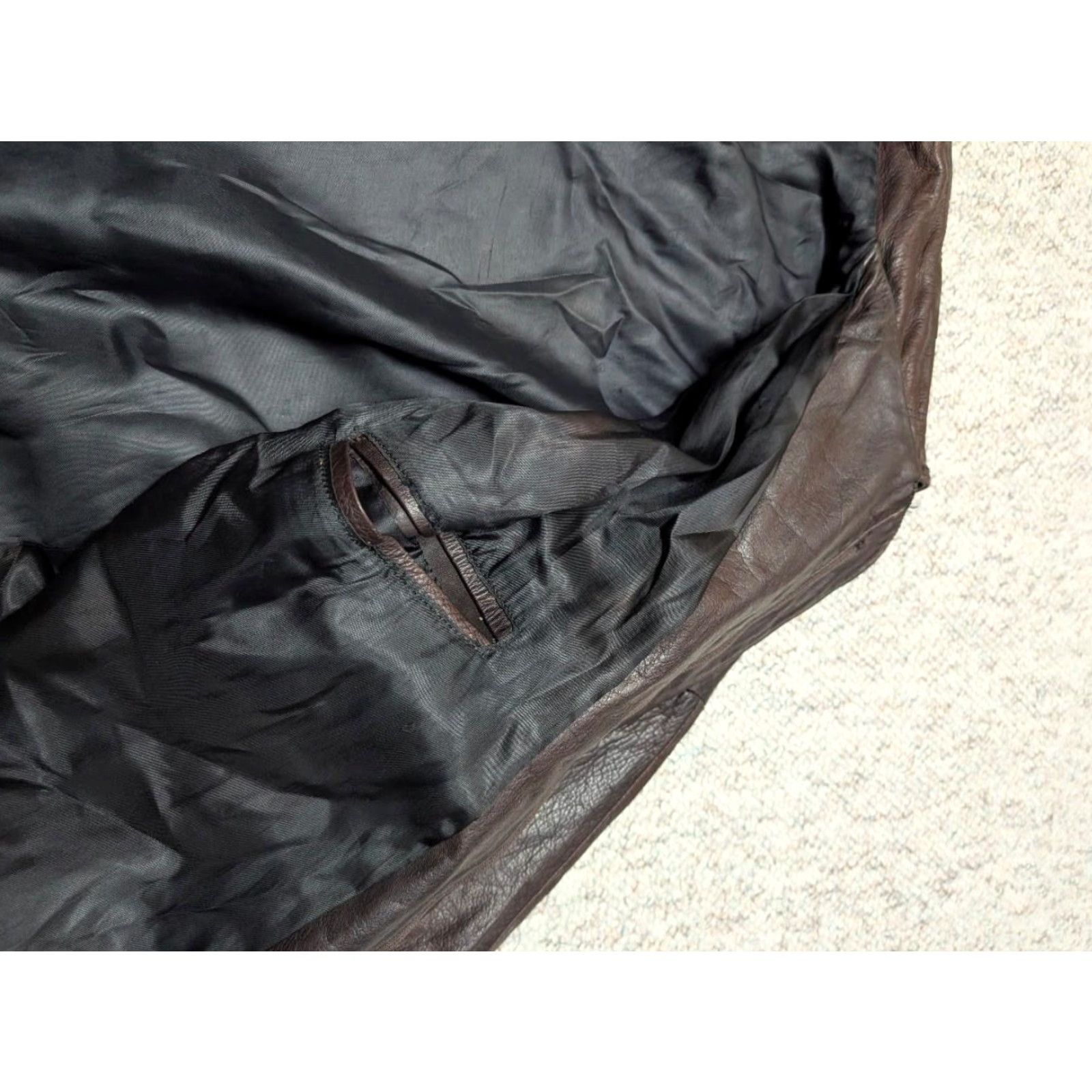 Vintage VINTAGE BOMBER JACKET Mens L 44 Brown Leather Cowhide Zip Flight Model Patina 1990s 1980s Ford Cobra Shelby Car Club Size US L / EU 52-54 / 3 - 7 Thumbnail