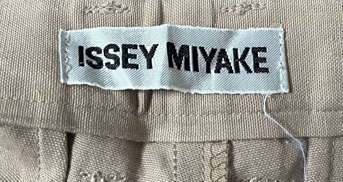 Issey Miyake Vintage issey miyake cream straight work trousers Size US 27 - 3 Thumbnail