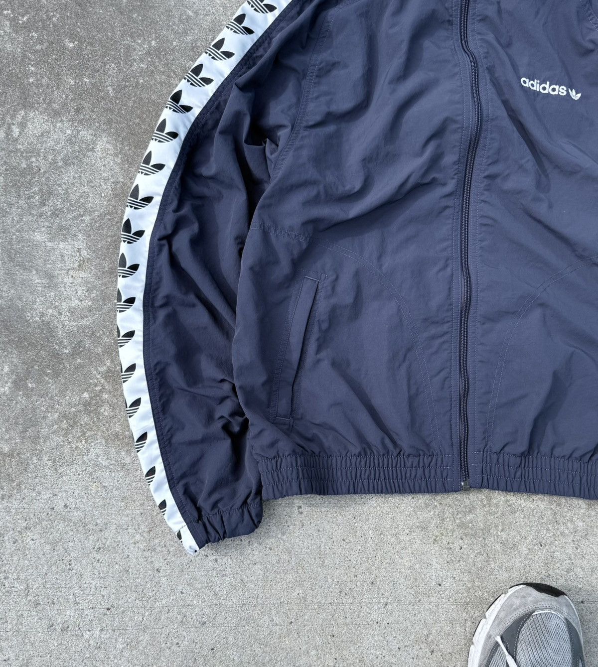 Adidas × Vintage Vintage Adidas Y2K streetwear rare jacket Size US M / EU 48-50 / 2 - 6 Thumbnail