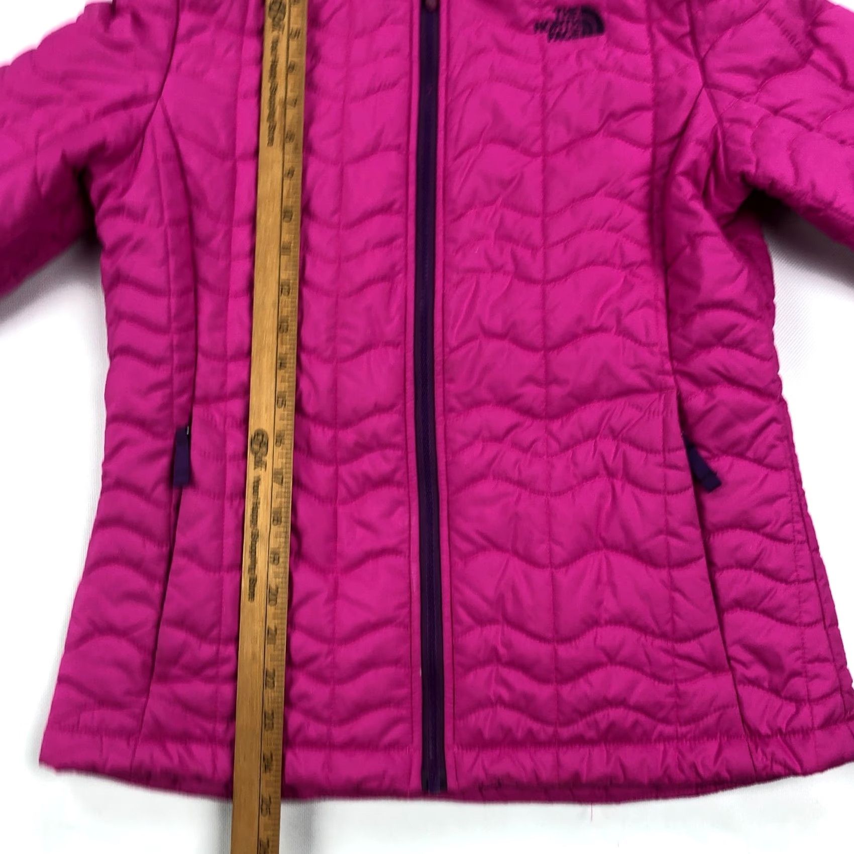 The North Face VINTAGE The North Face Puffer Jacket Womens M Purple Quilted Outdoor Classic Size M / US 6-8 / IT 42-44 - 6 Thumbnail
