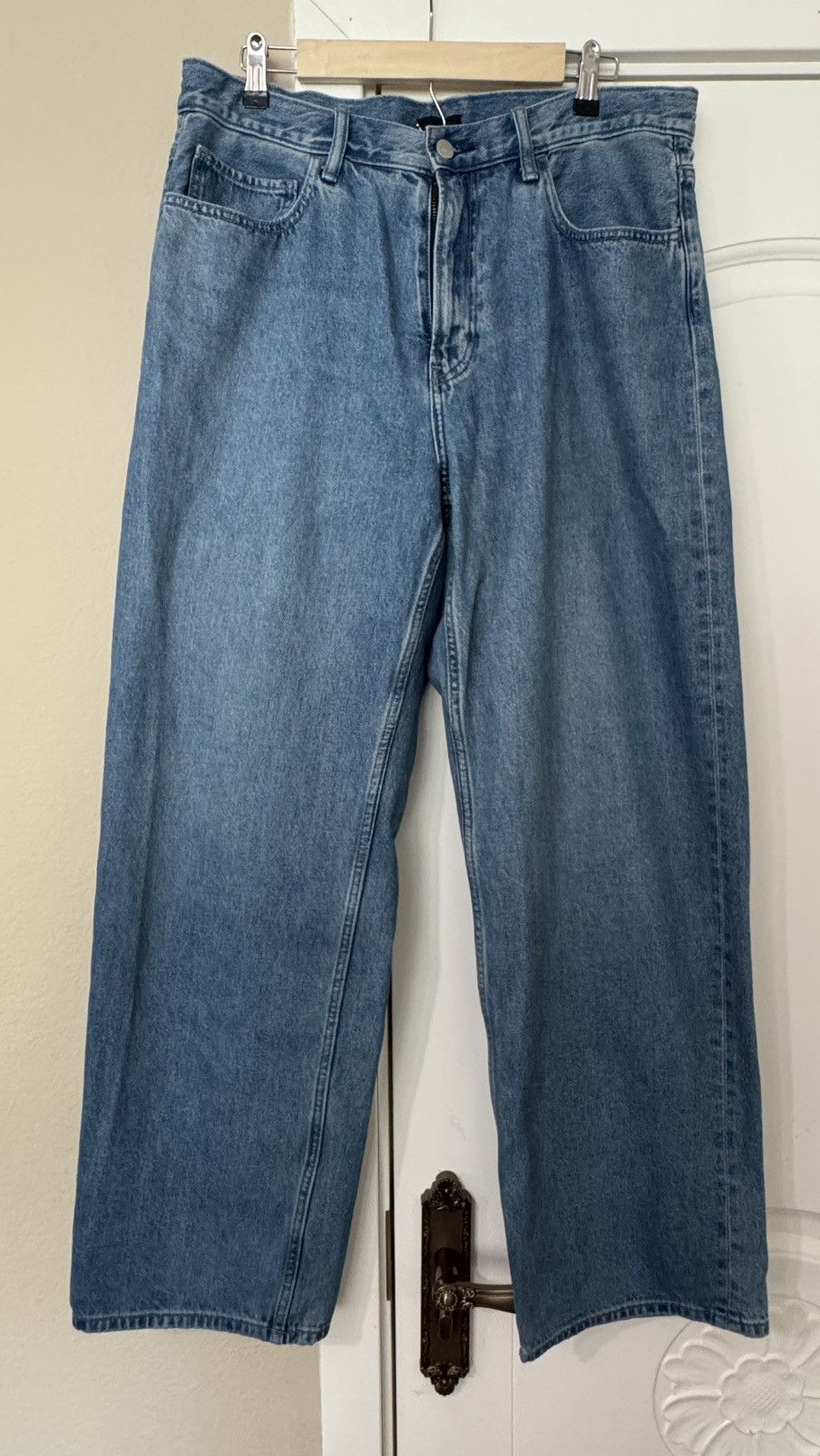 Uniqlo Uniqlo Baggy Straight Jeans Size US 34 / EU 50 - 1 Thumbnail