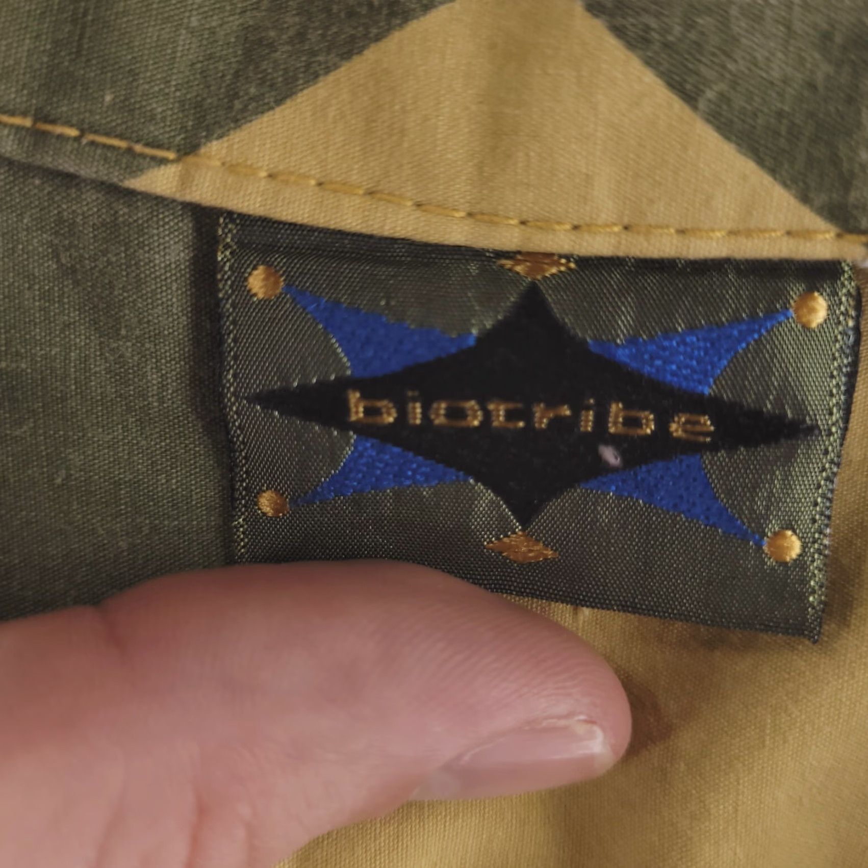 Vintage VINTAGE Biotribe Shirt Mens L 90s Green Yellow Diamonds Skate Shirt Size US L / EU 52-54 / 3 - 3 Thumbnail