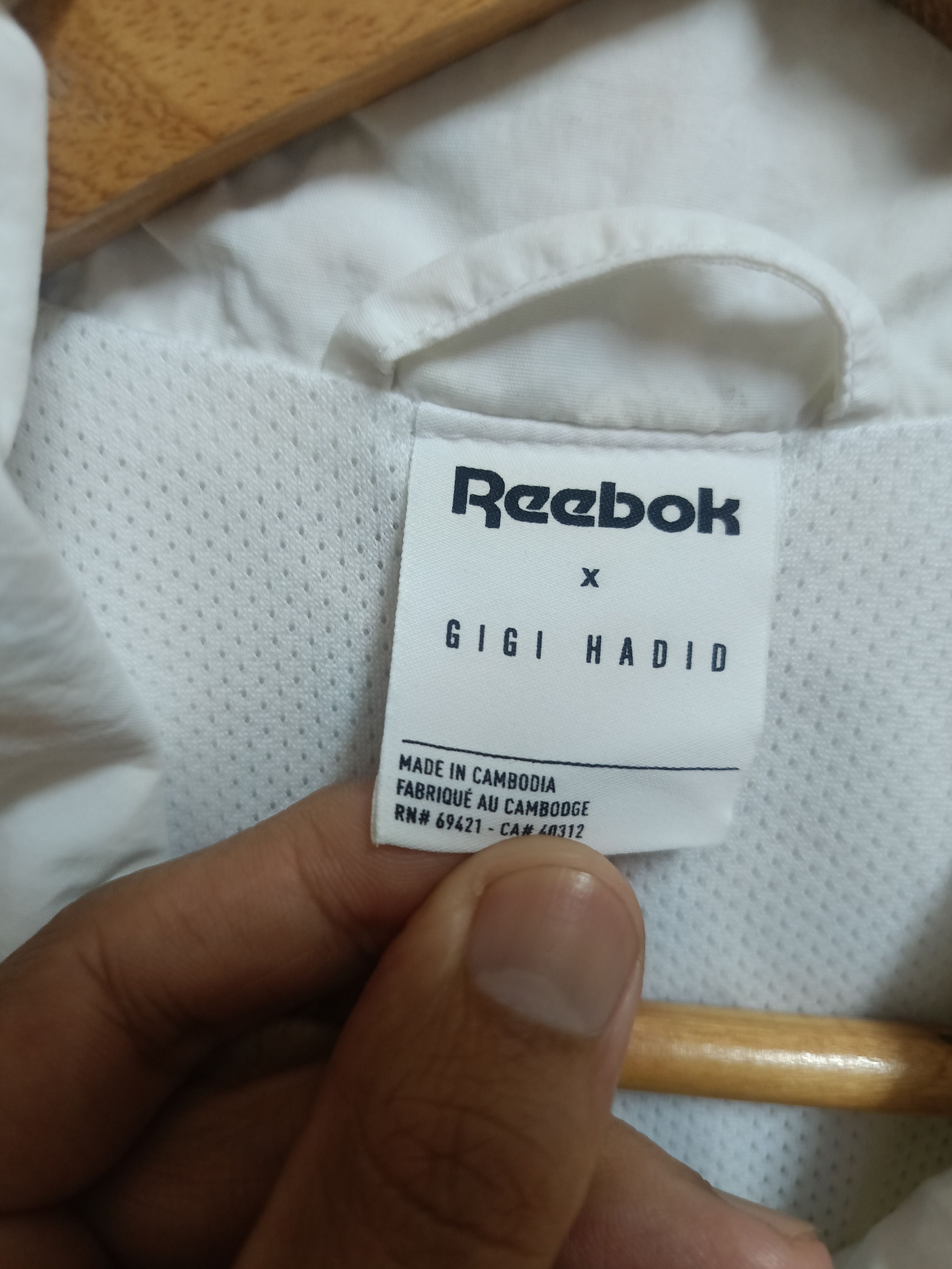 ICON Motorsports × Reebok Reebok X Gigi Hadid cropped Jacket Size US S / EU 44-46 / 1 - 4 Thumbnail