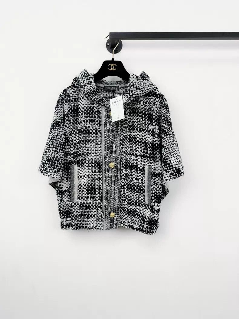 Chanel Chanel Knitted coat Size XXS / US 00 / IT 34 - 1 Thumbnail
