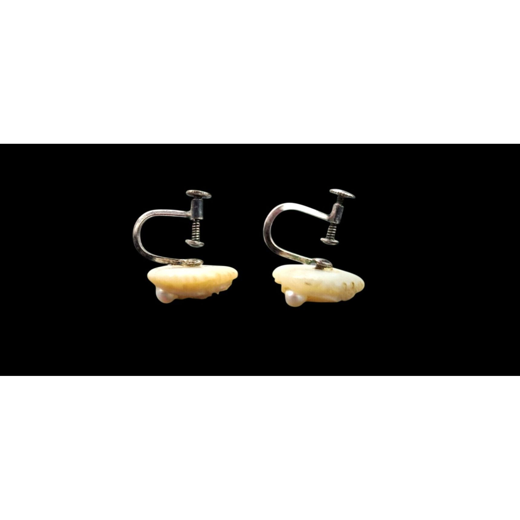 The Unbranded Brand Vintage Carved Mother Of Pearl Dragon Brooch Earrings Set Size ONE SIZE - 11 Thumbnail