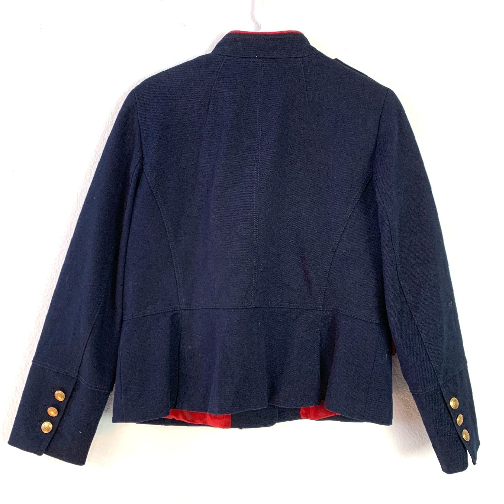 Talbots Talbots Navy Gold Button Nautical Twill Blazer Womens 12 Blazer Nautical Classic Preppy Navy Gold Button Three-Button Blazer Womens 12 Mens Girls Size XL / US 12-14 / IT 48-50 - 7 Thumbnail