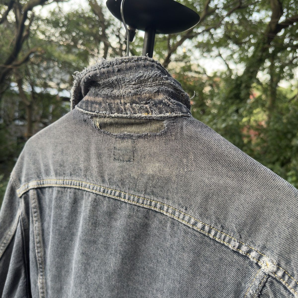Vintage Thrashed Faded Distressed Black Lee Denim Jacket ERD Grunge Size US L / EU 52-54 / 3 - 3 Thumbnail
